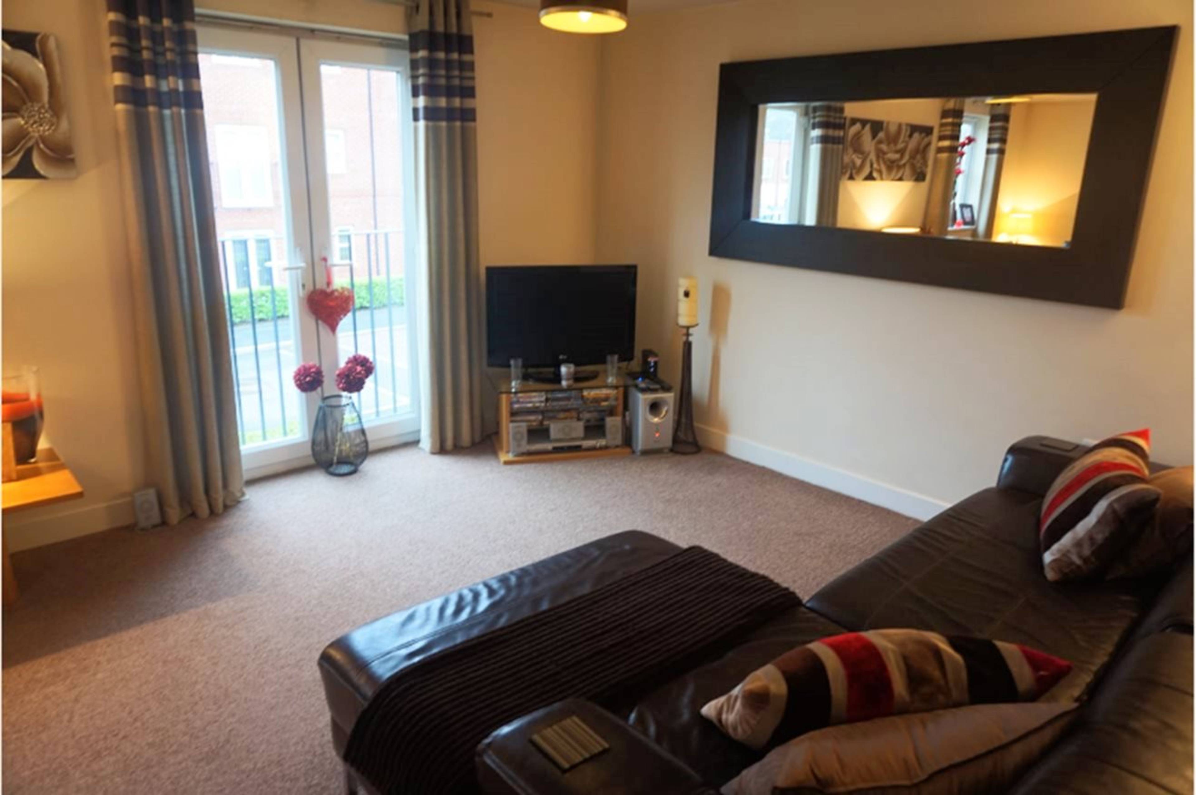 Lounge / Kitchen