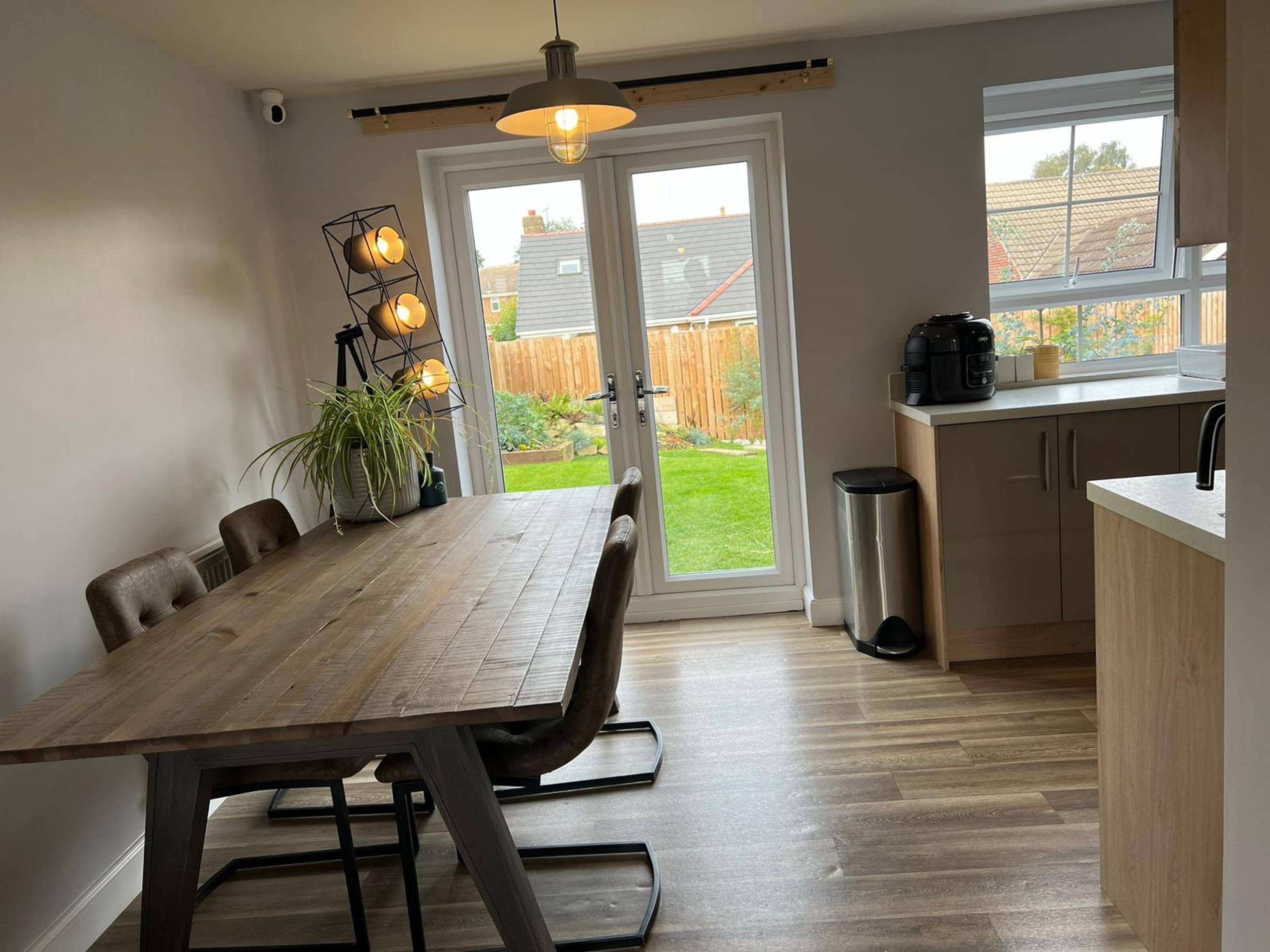 Kitchen/Dining Room