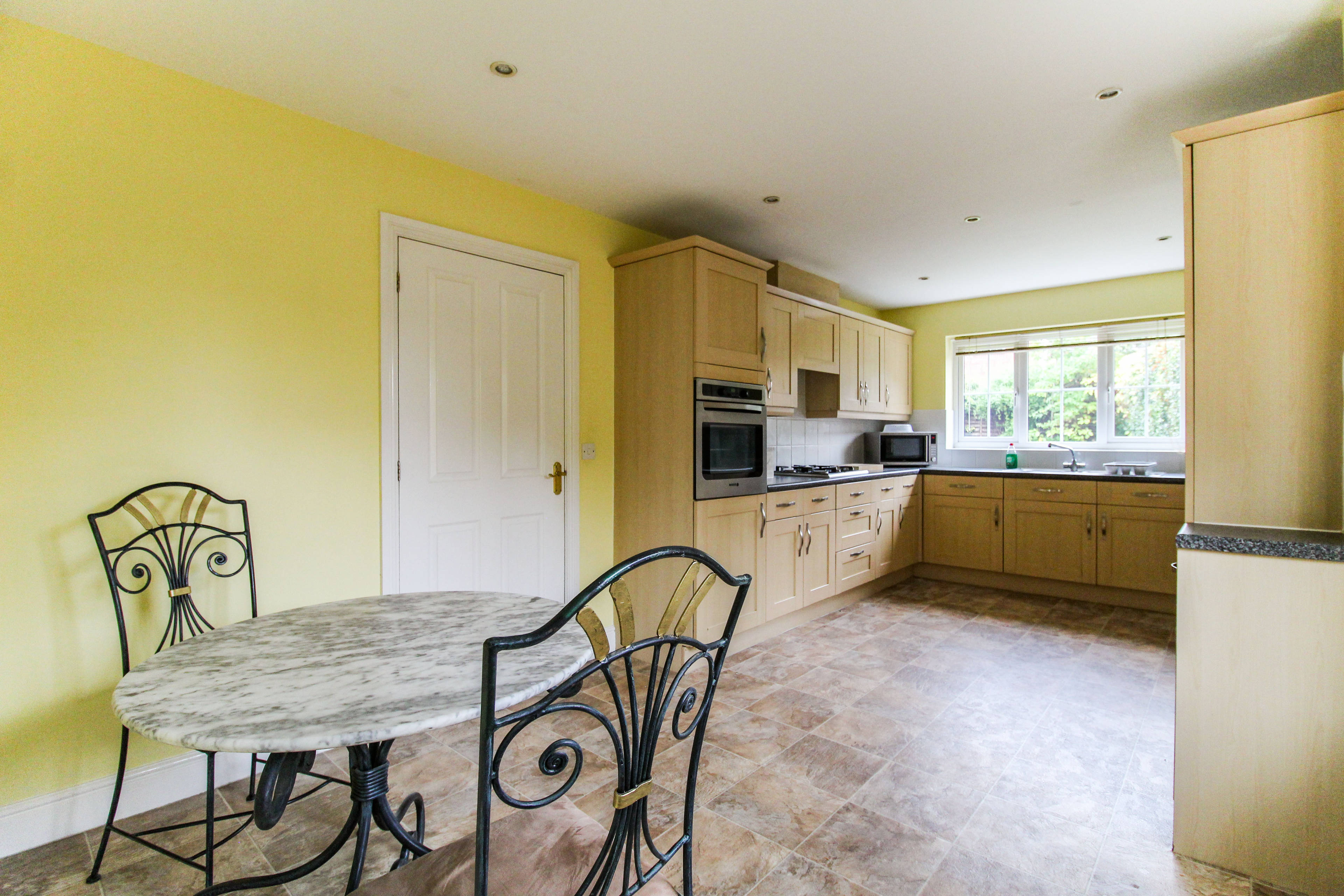 Kitchen/breakfast