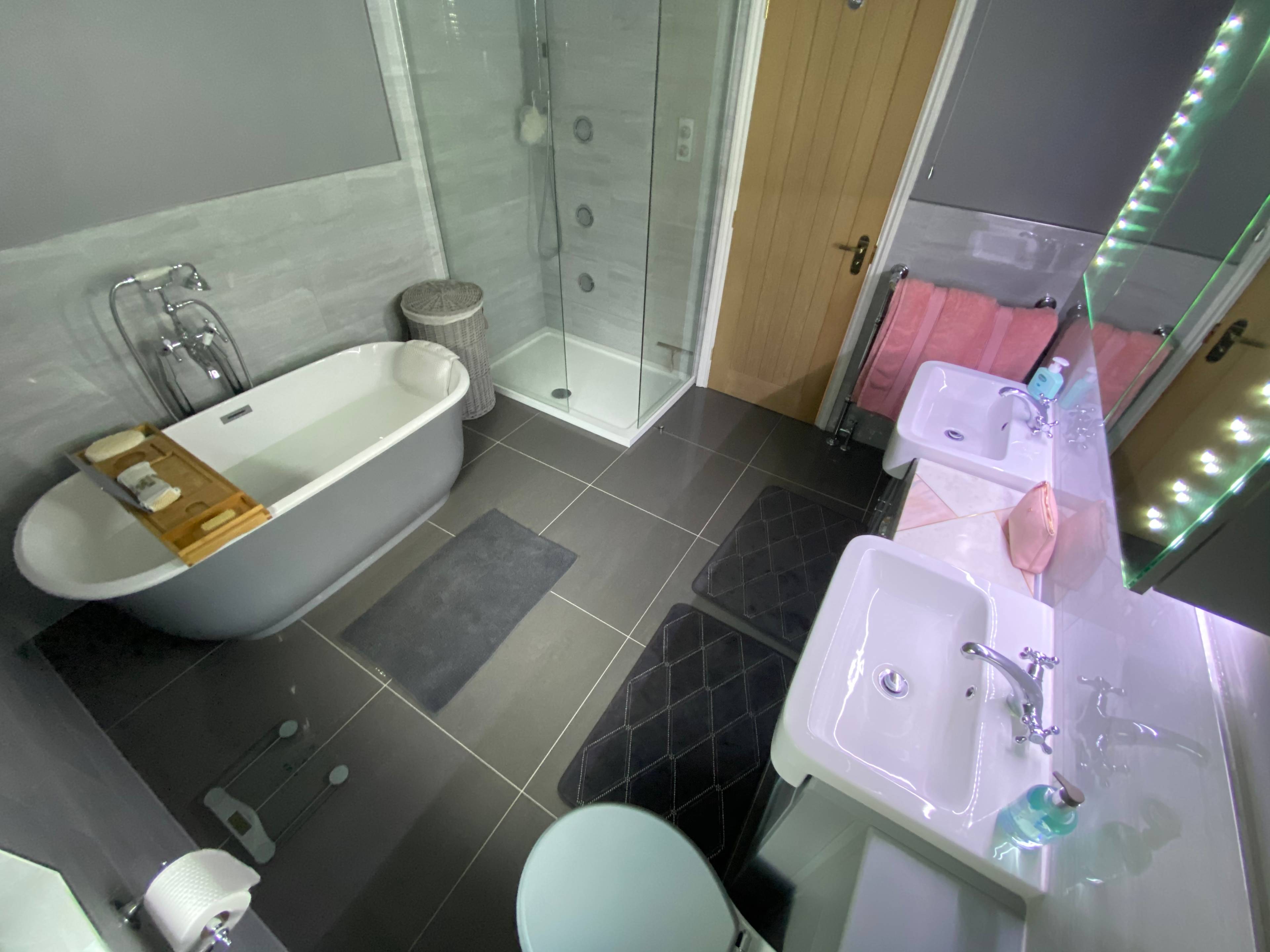 Master En-suite