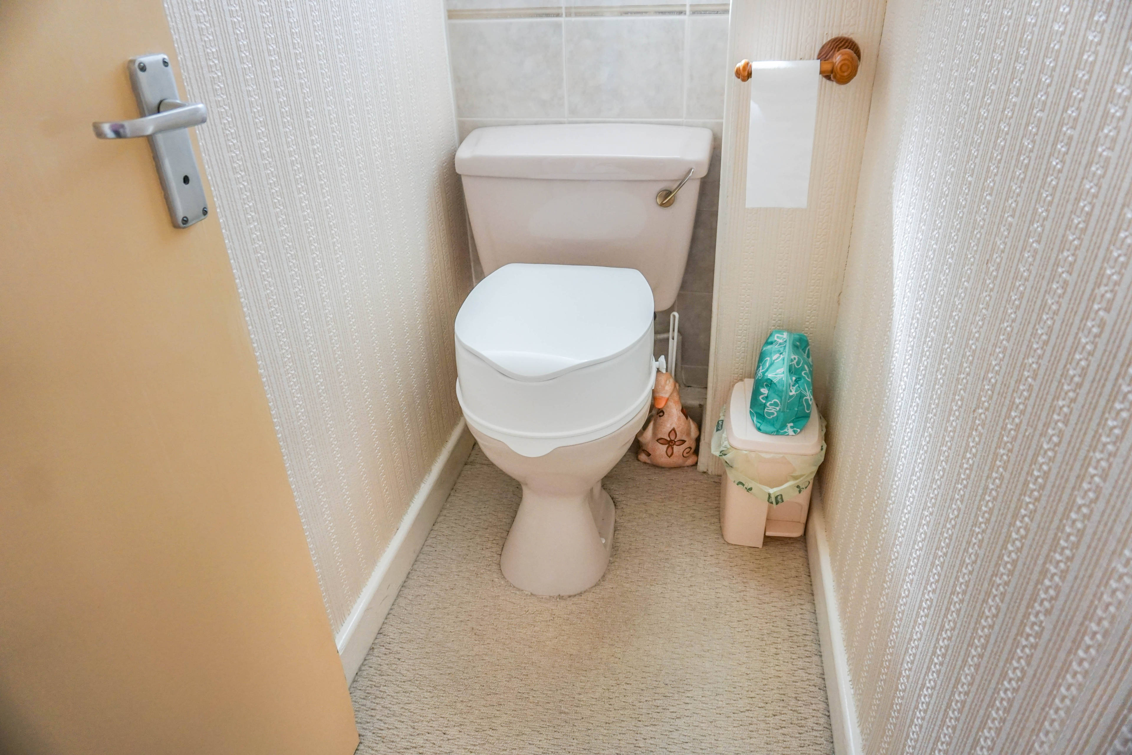 Cloak Room