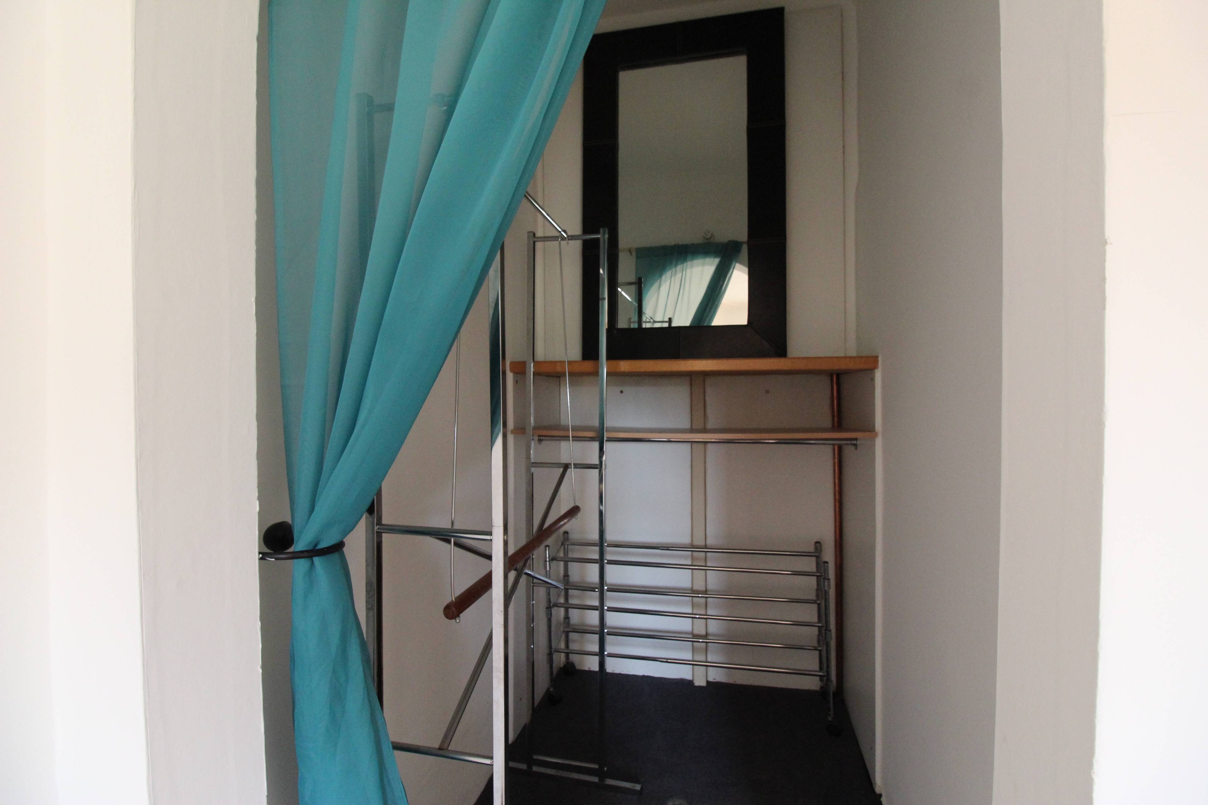 Walk-in Wardrobe
