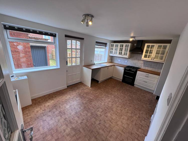2 bedroom terraced house