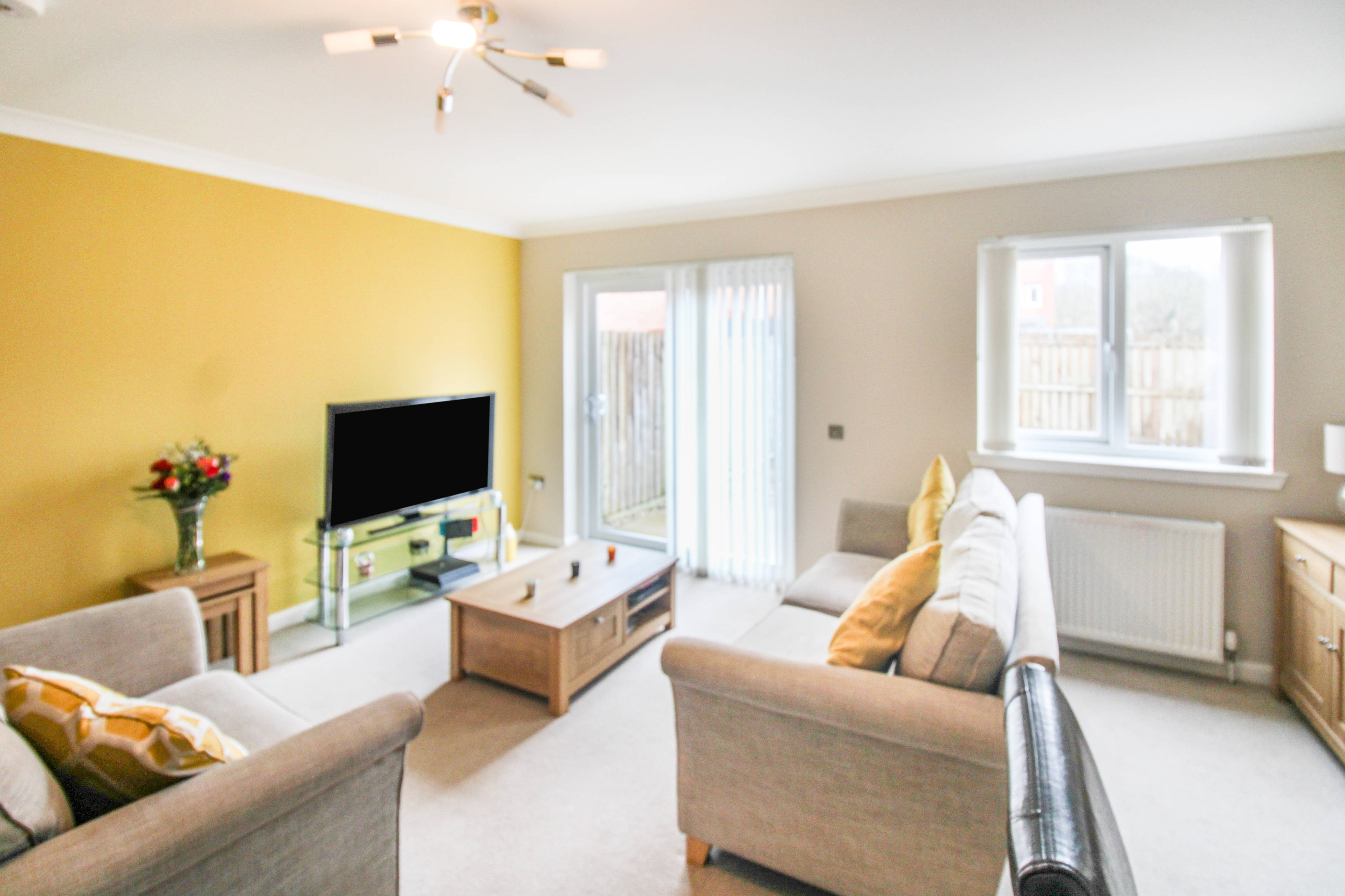 Lounge/Dining Room
