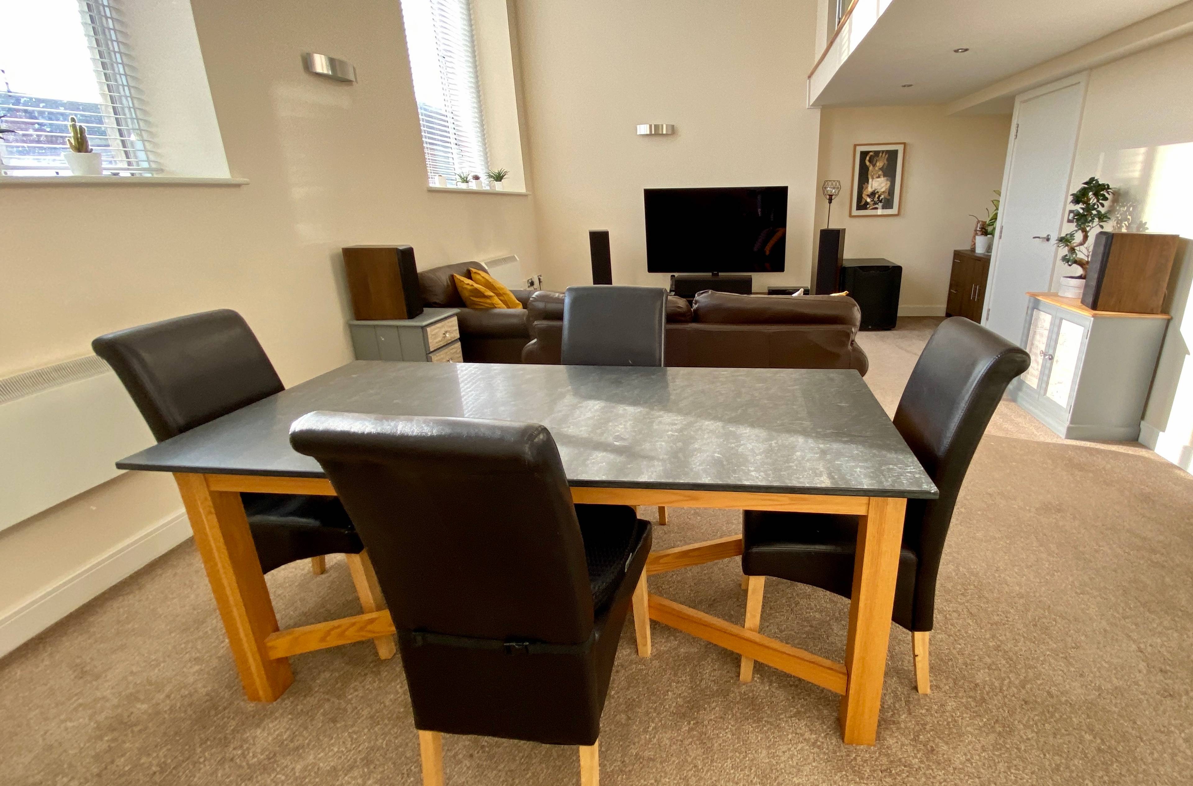 Living / Dining Room