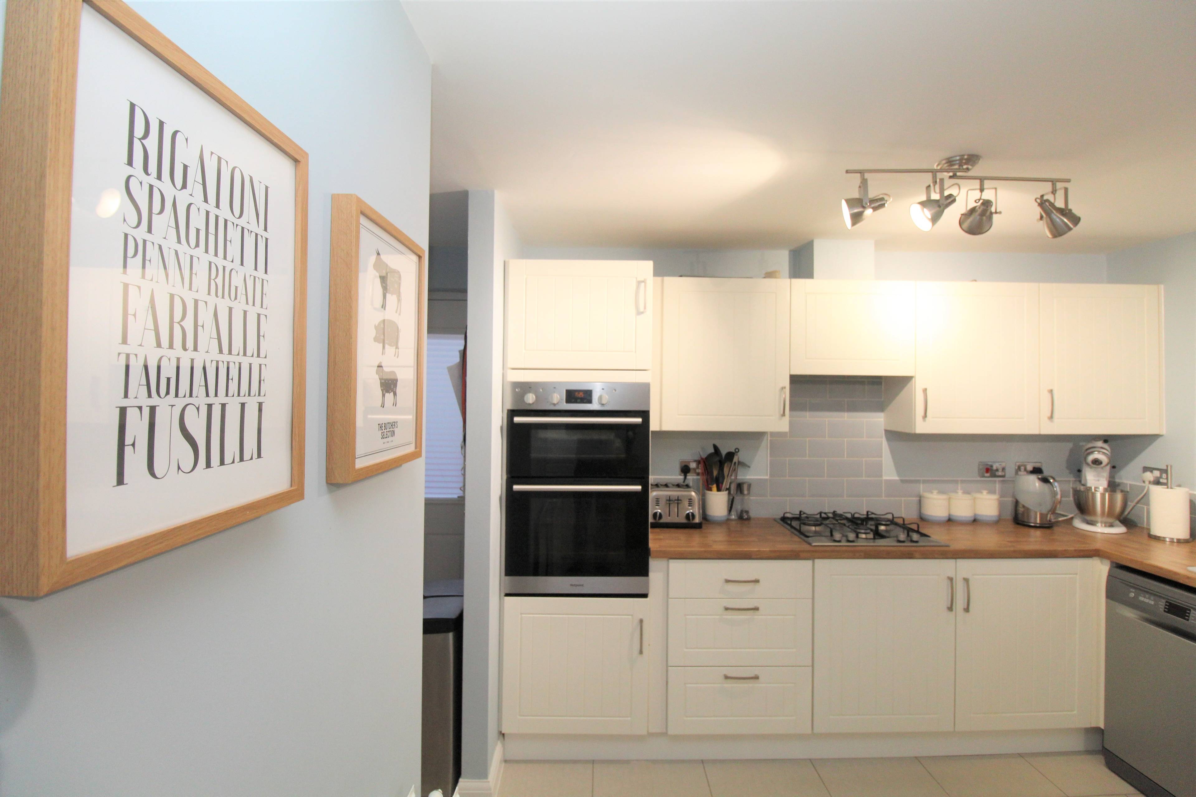 Kitchen/Breakfast