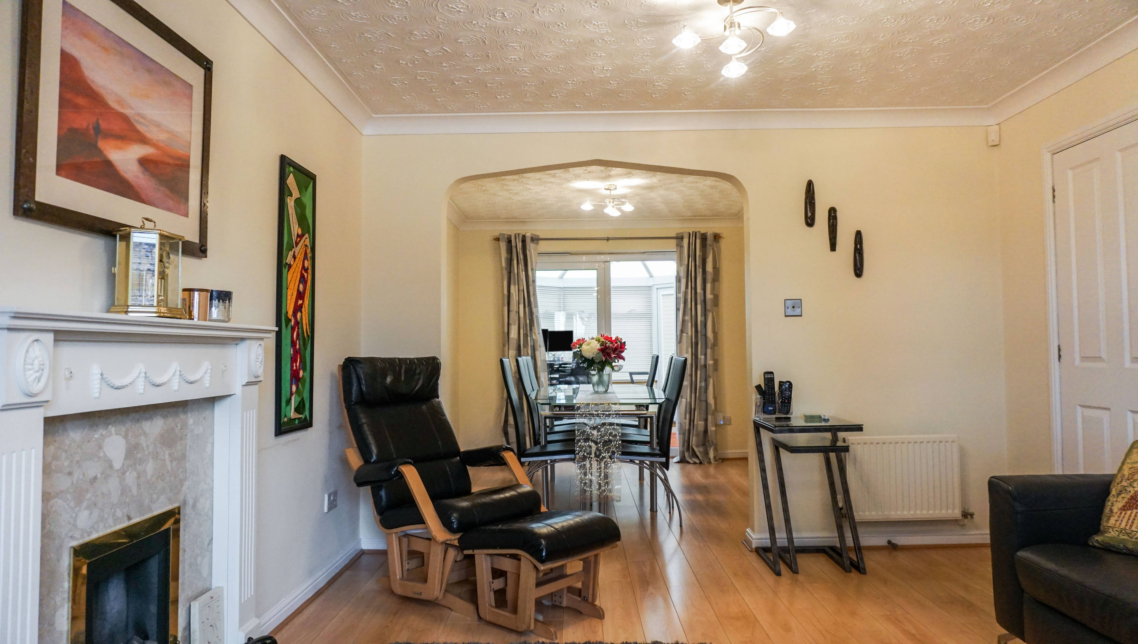Lounge/Dining Room