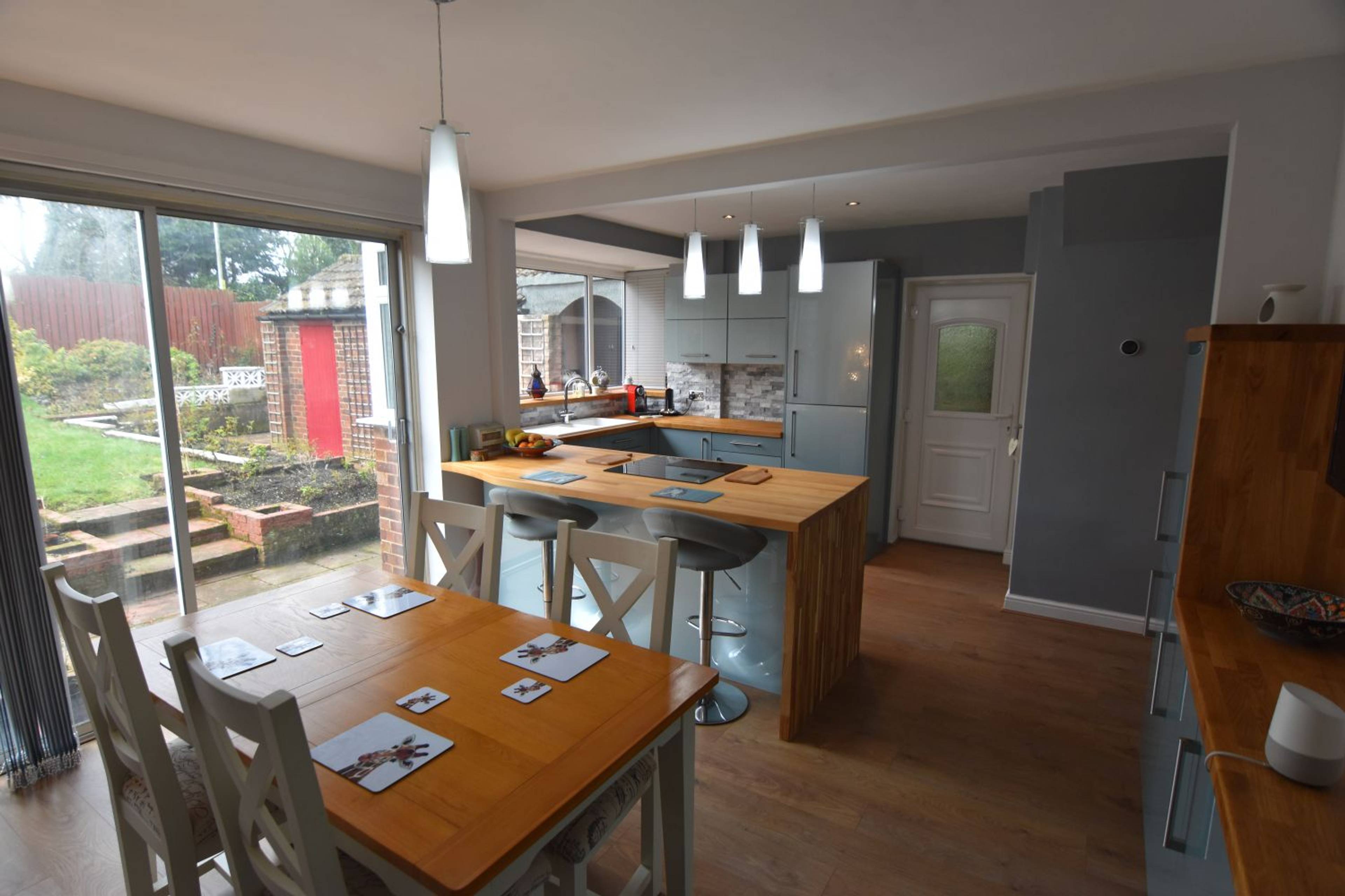 Kitchen/Dining Room