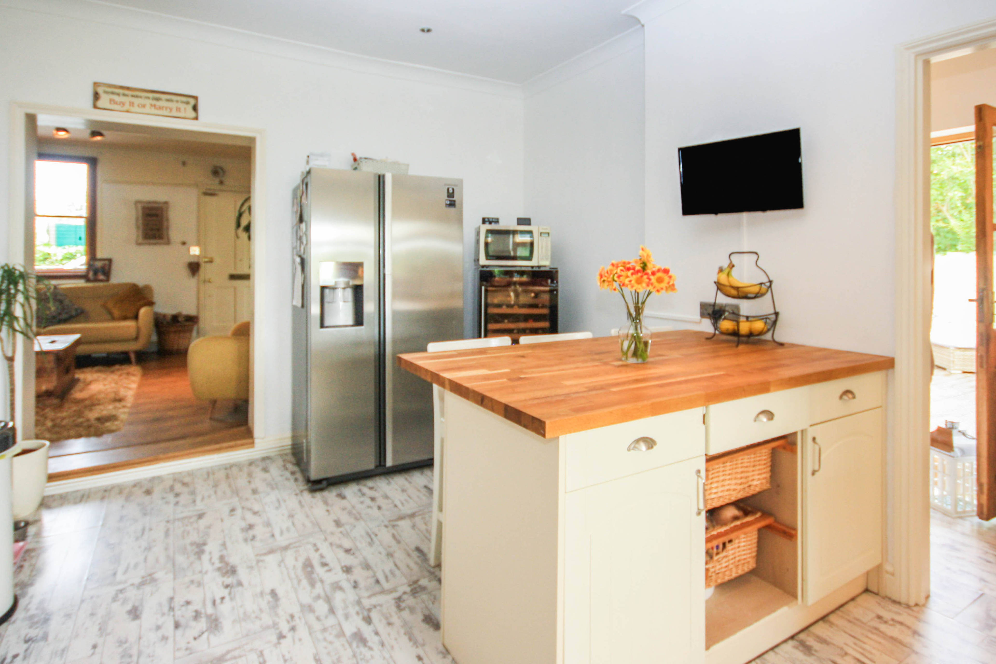 Kitchen/Breakfast