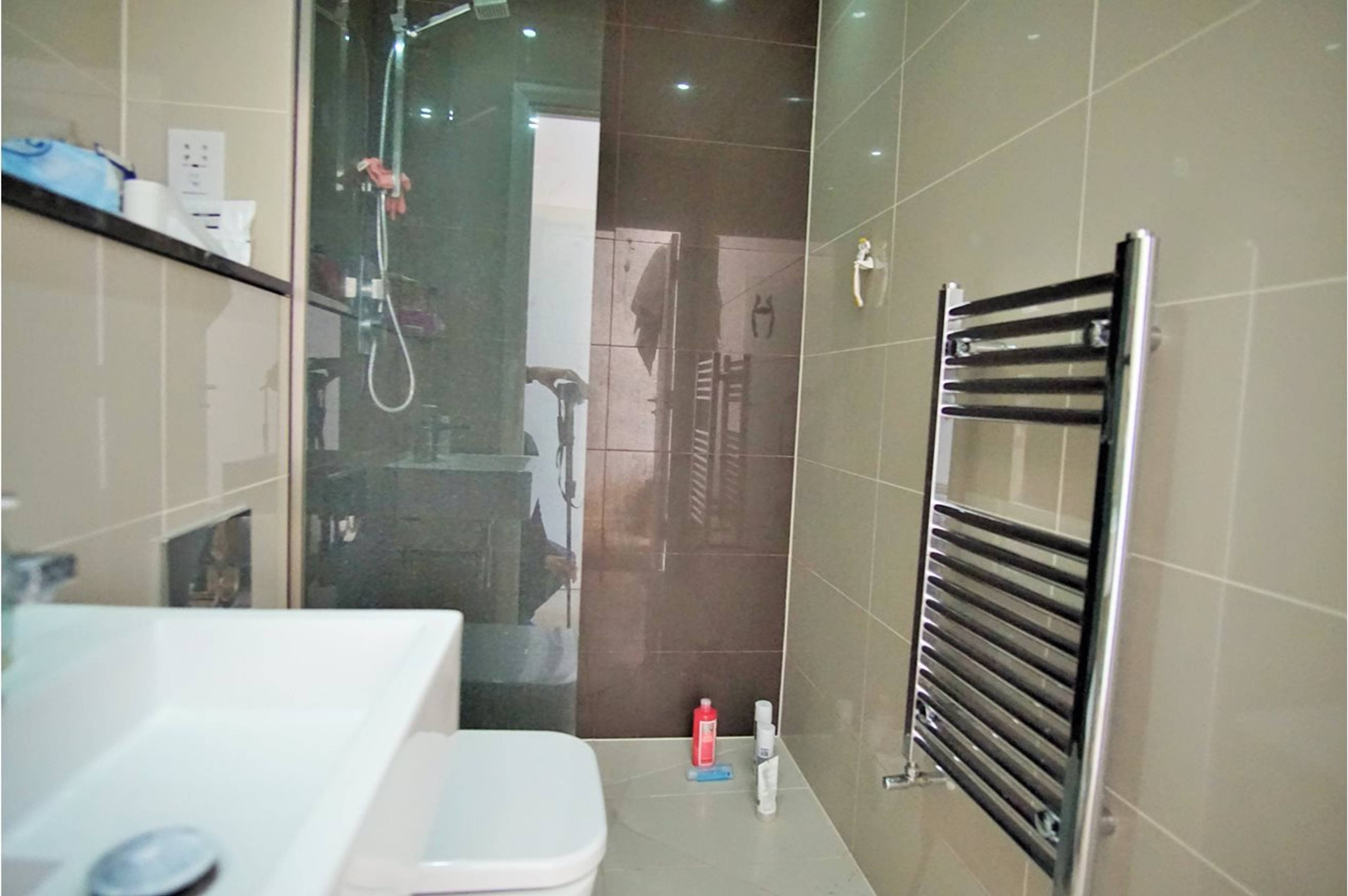 Master En-suite