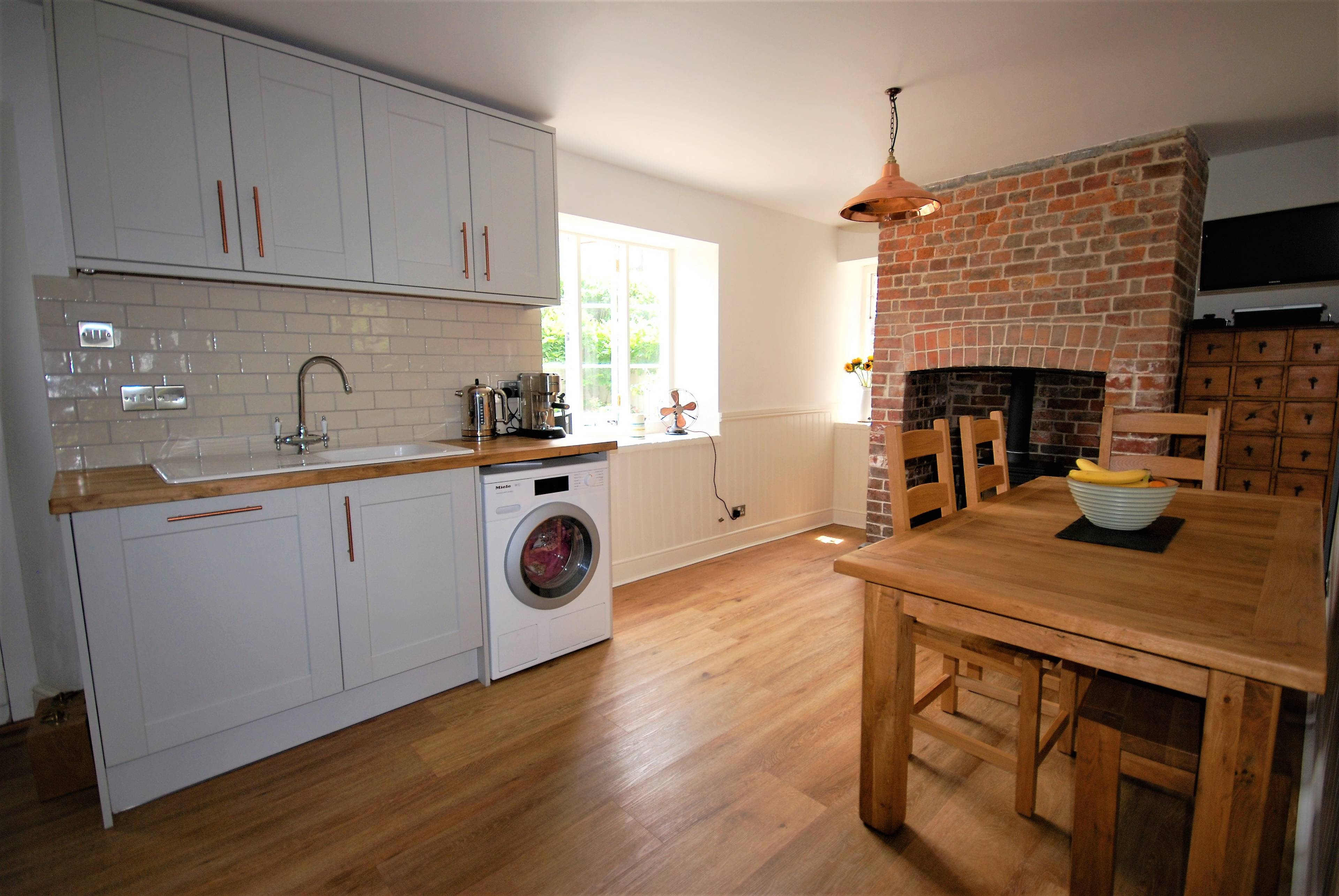 Kitchen/Breakfast