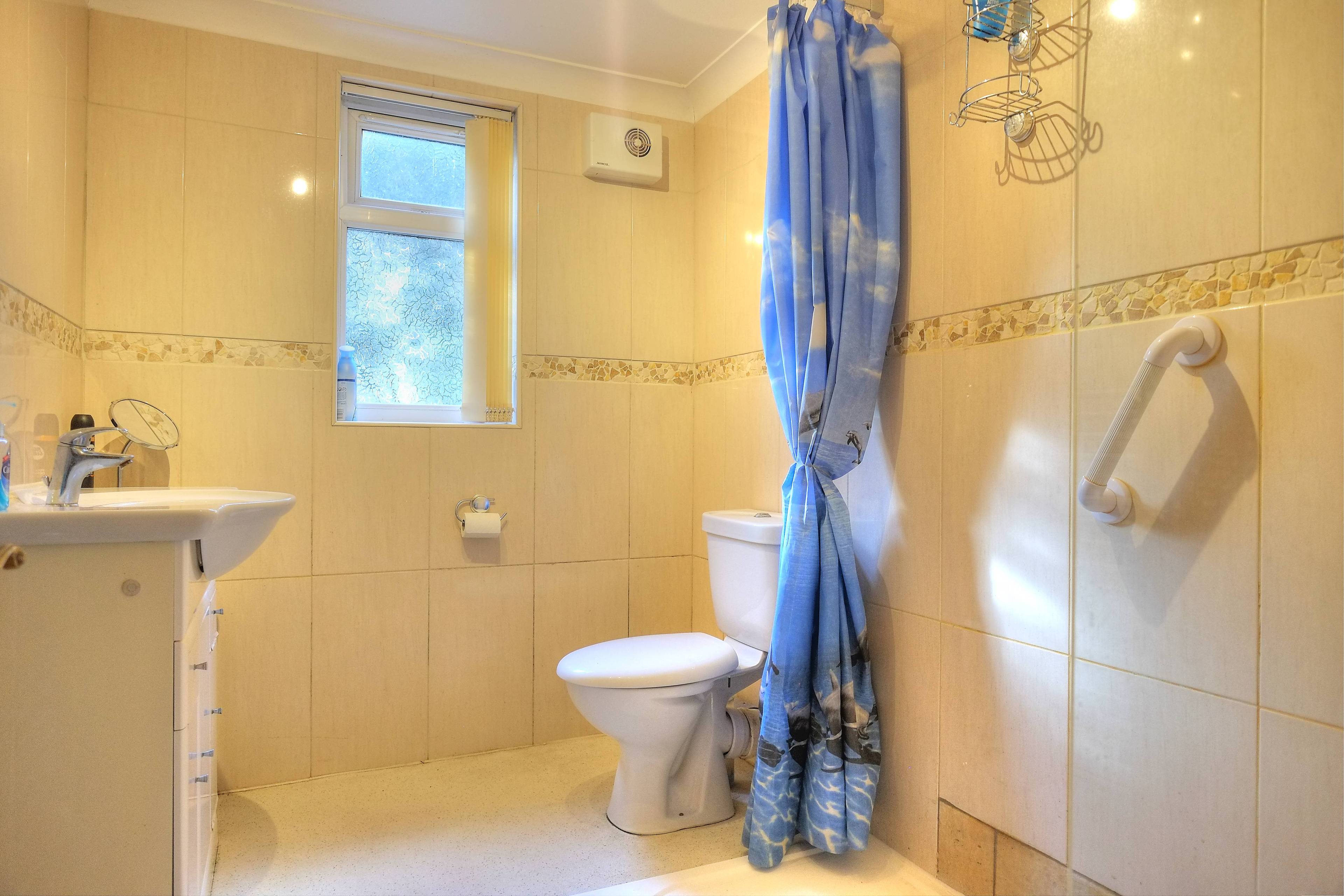 Annexe Bathroom
