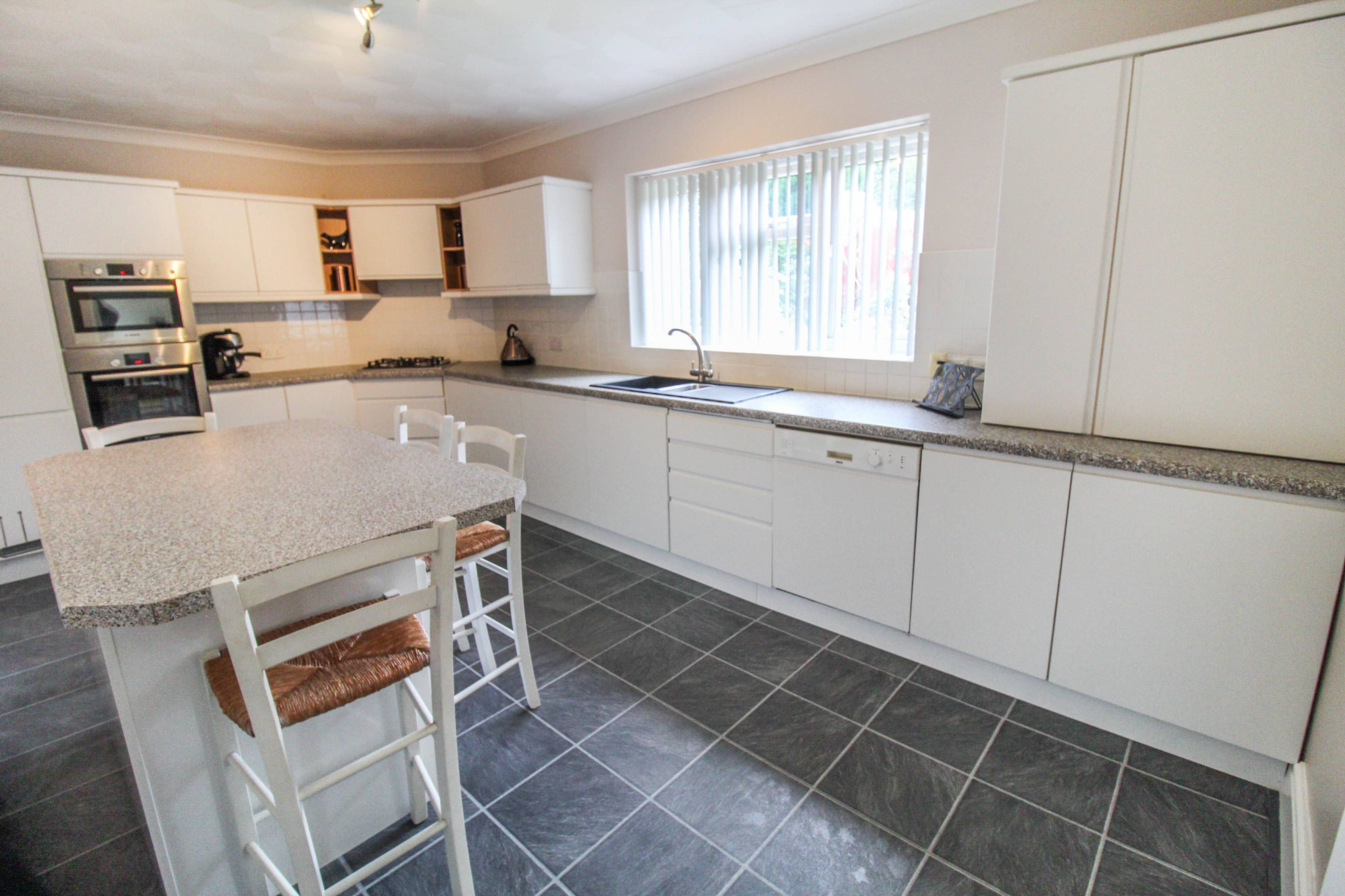Kitchen/Family Room
