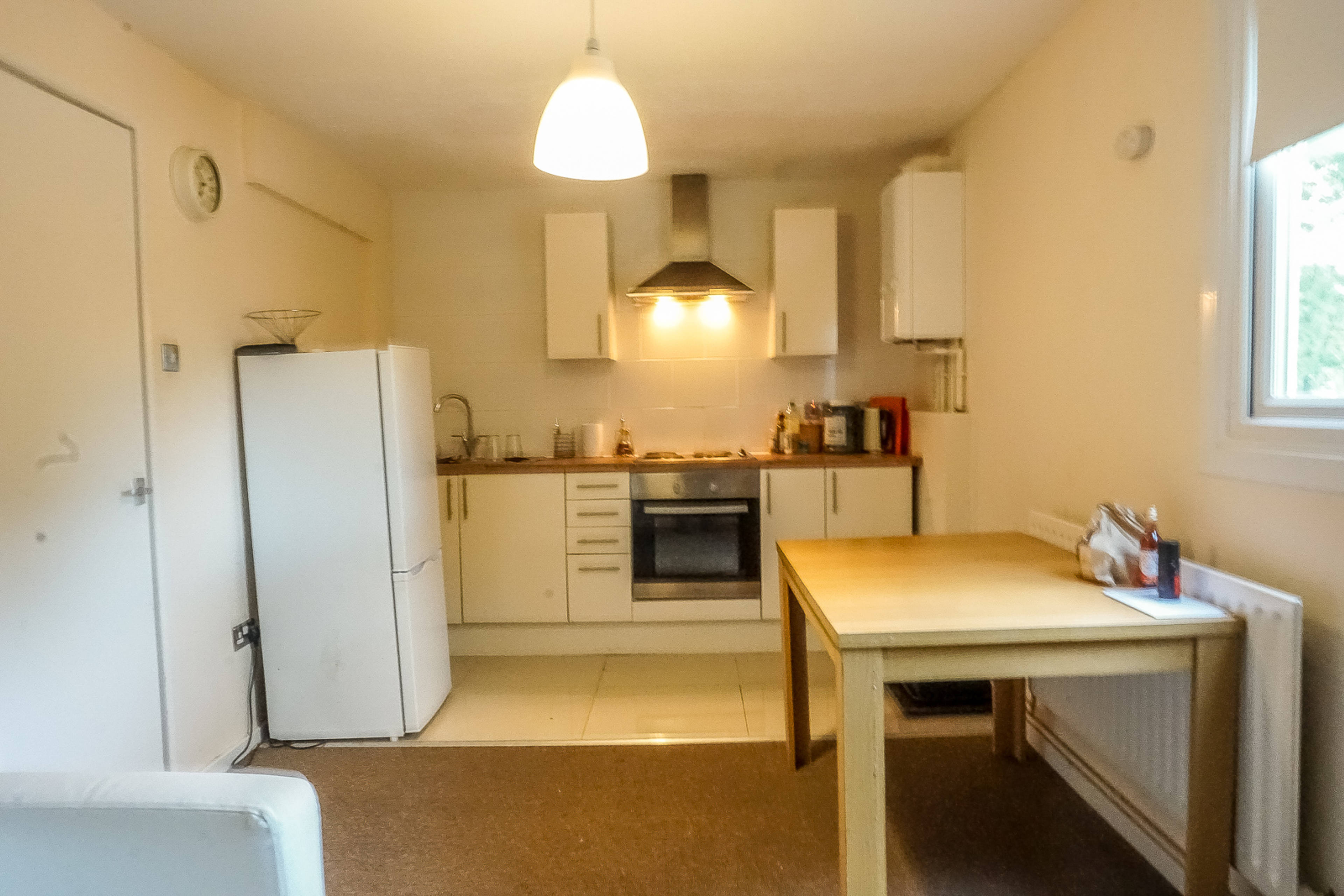 Lounge / Kitchen
