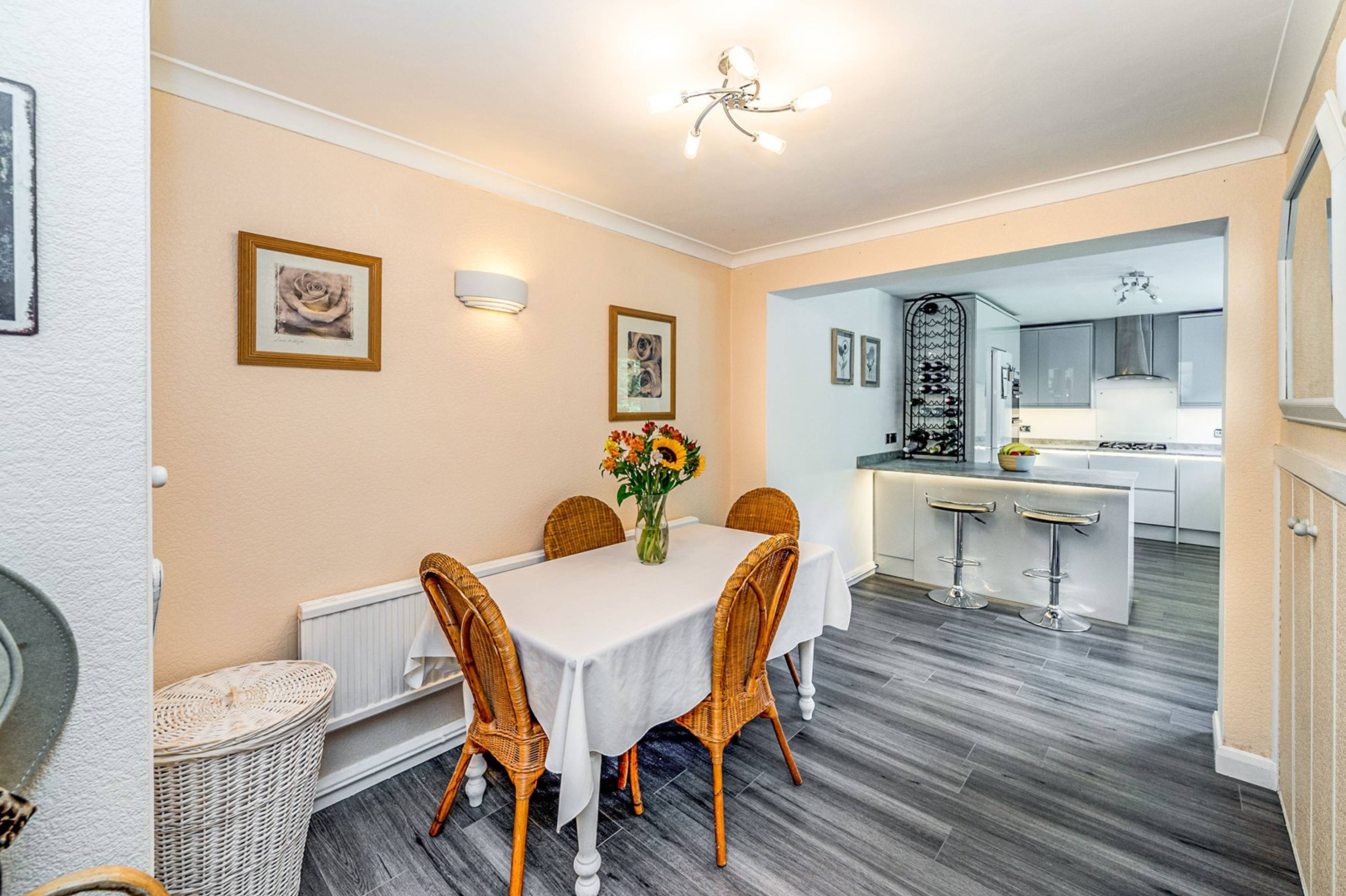 Kitchen/Breakfast