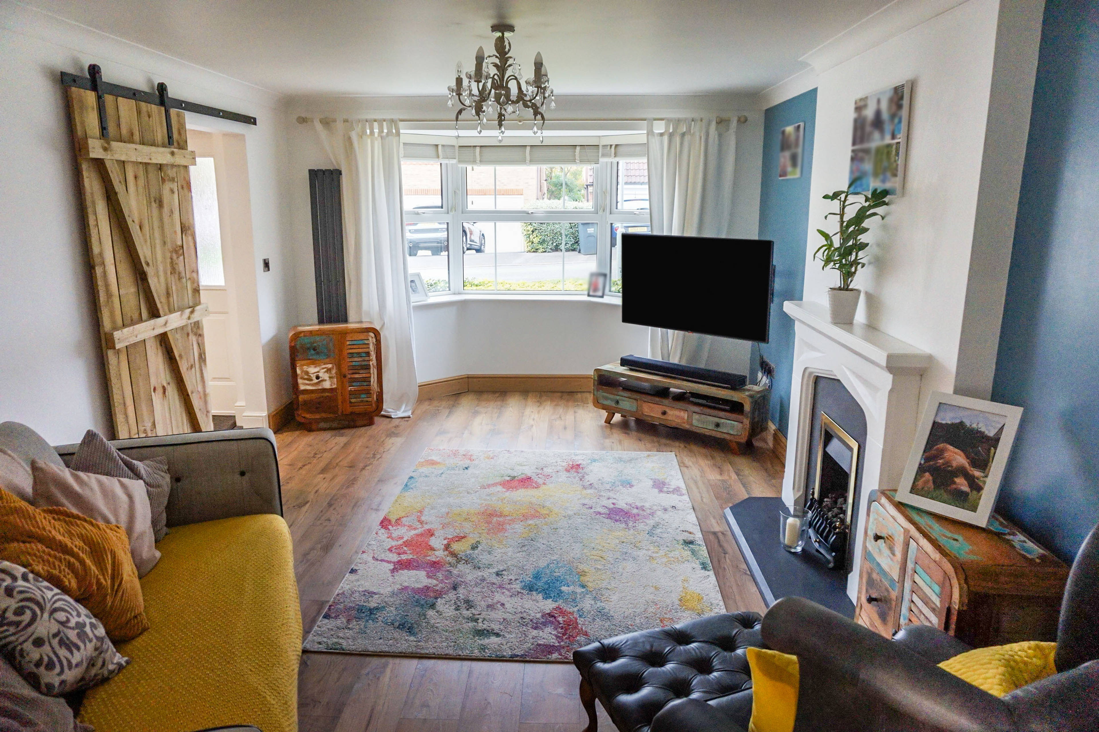 Lounge/Dining Room