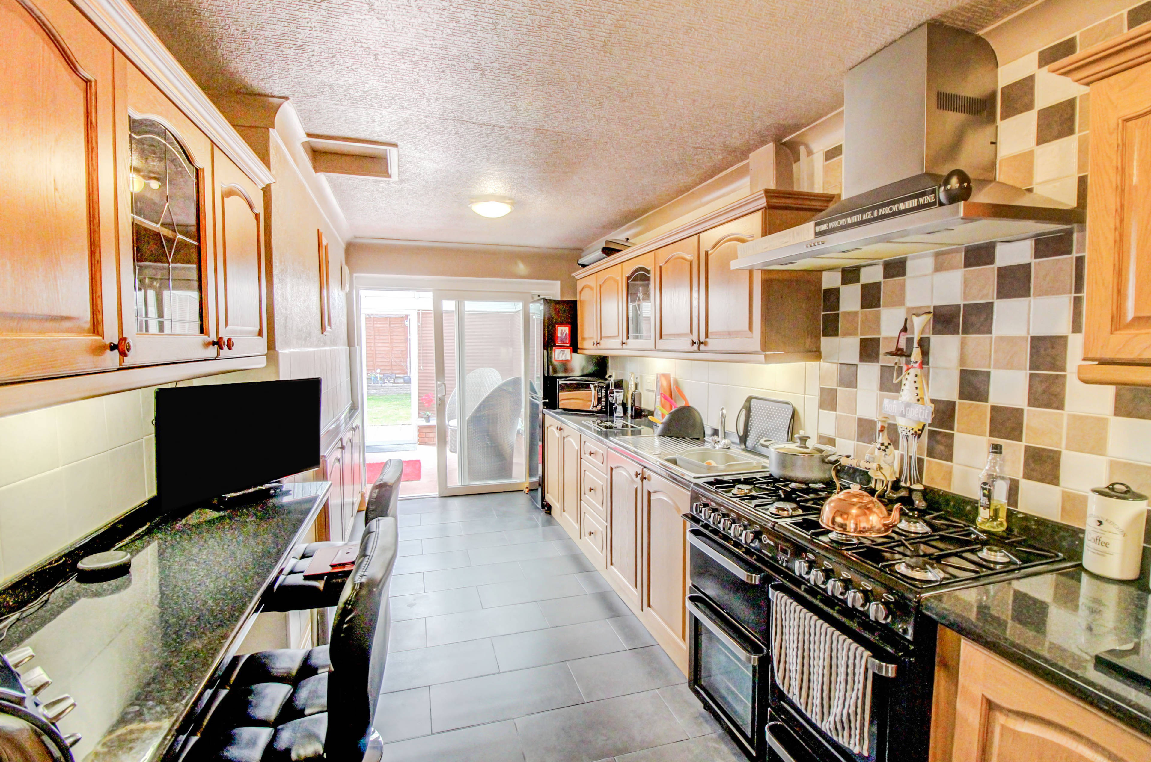 Kitchen/Breakfast