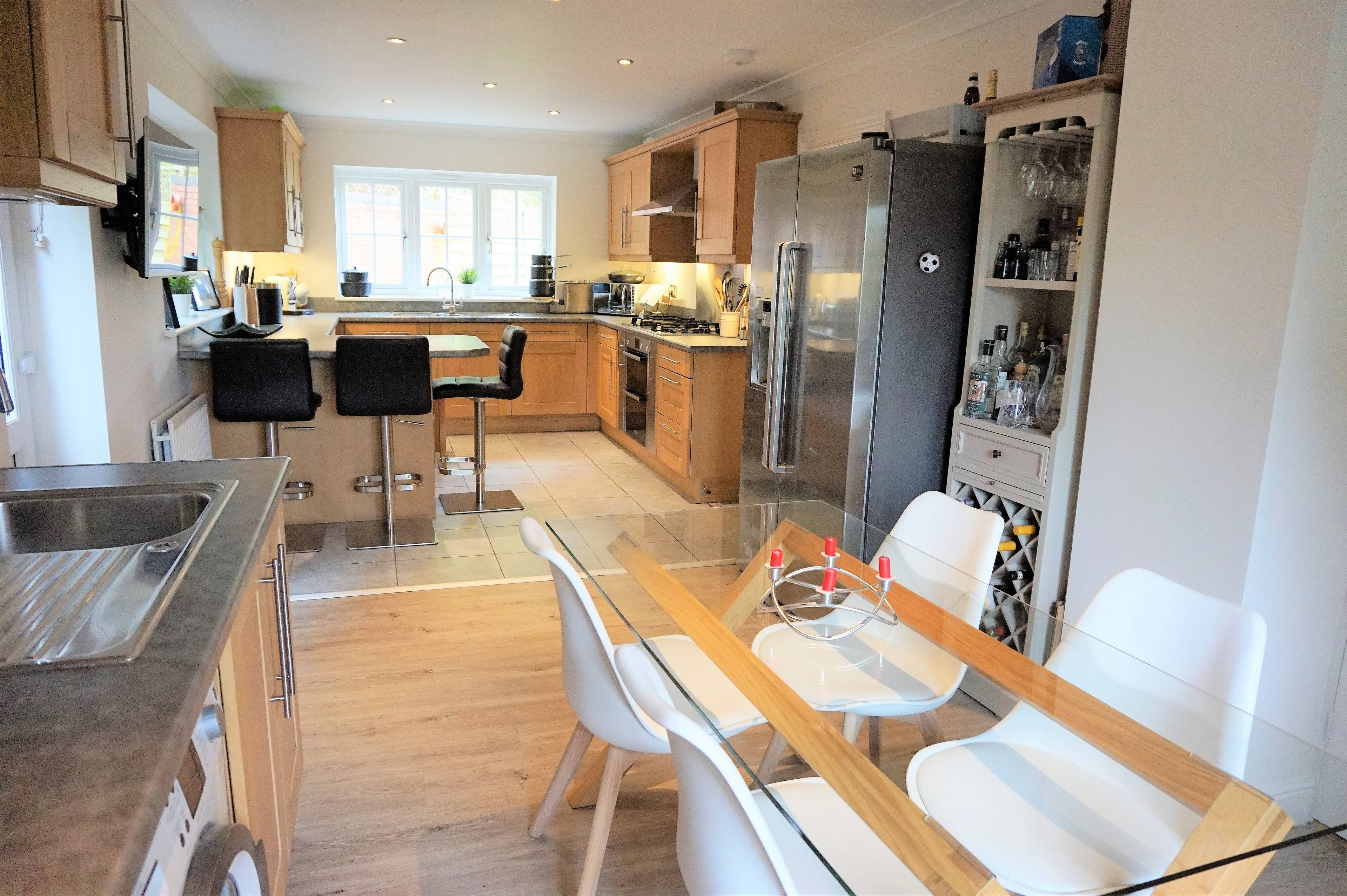 Kitchen / Diner