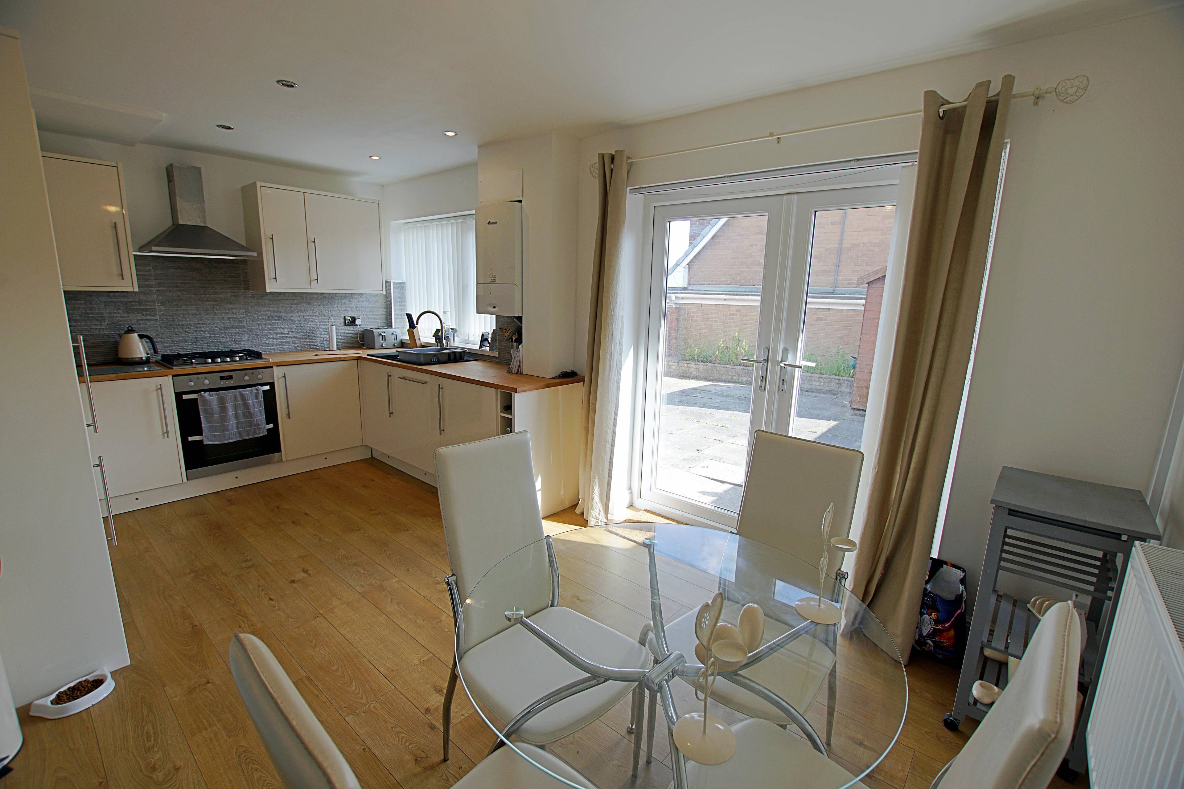 Kitchen / Diner