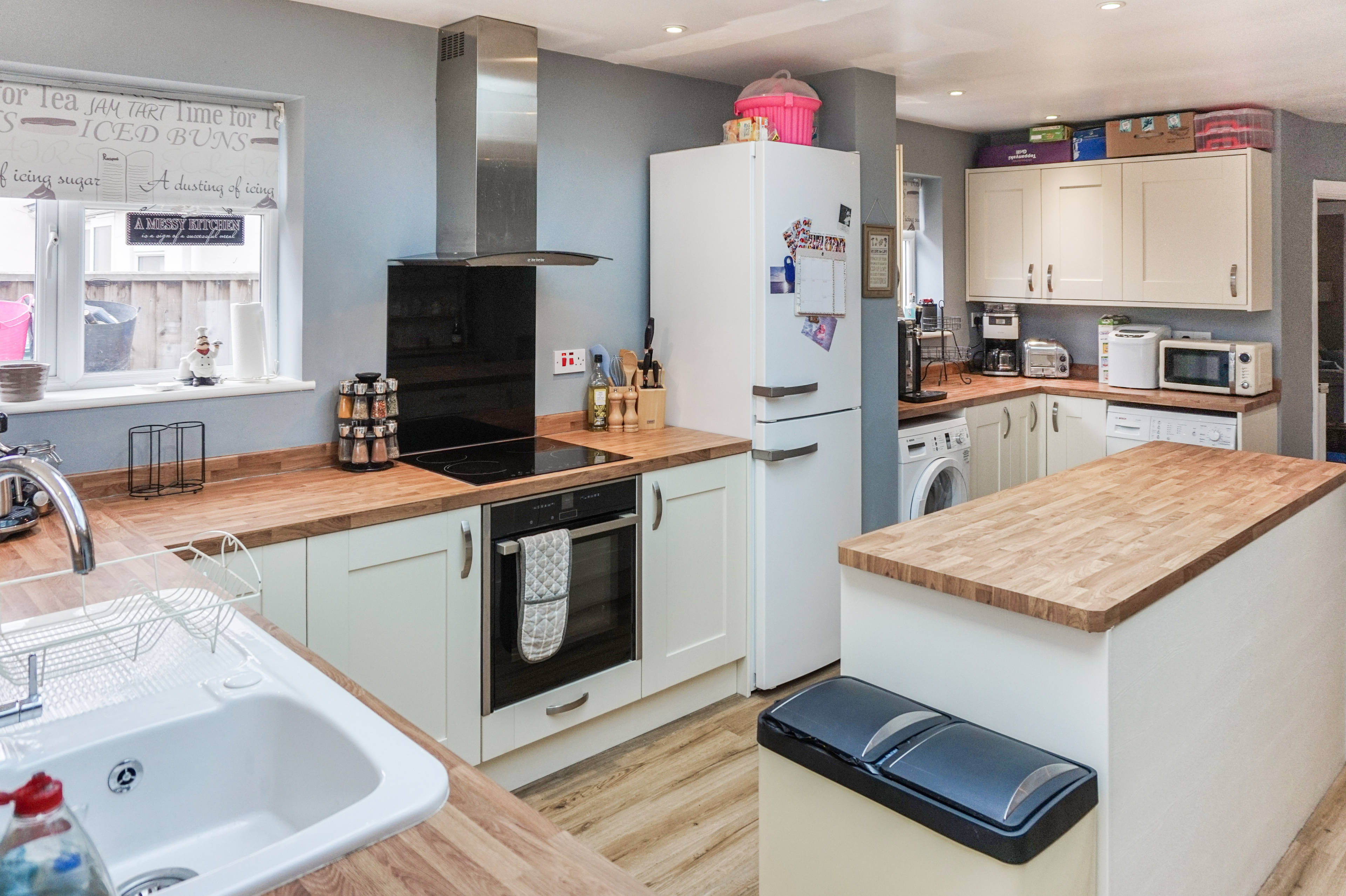 Kitchen/Family Room