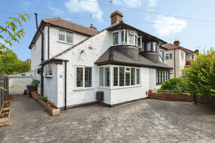 4 bedroom semi-detached house