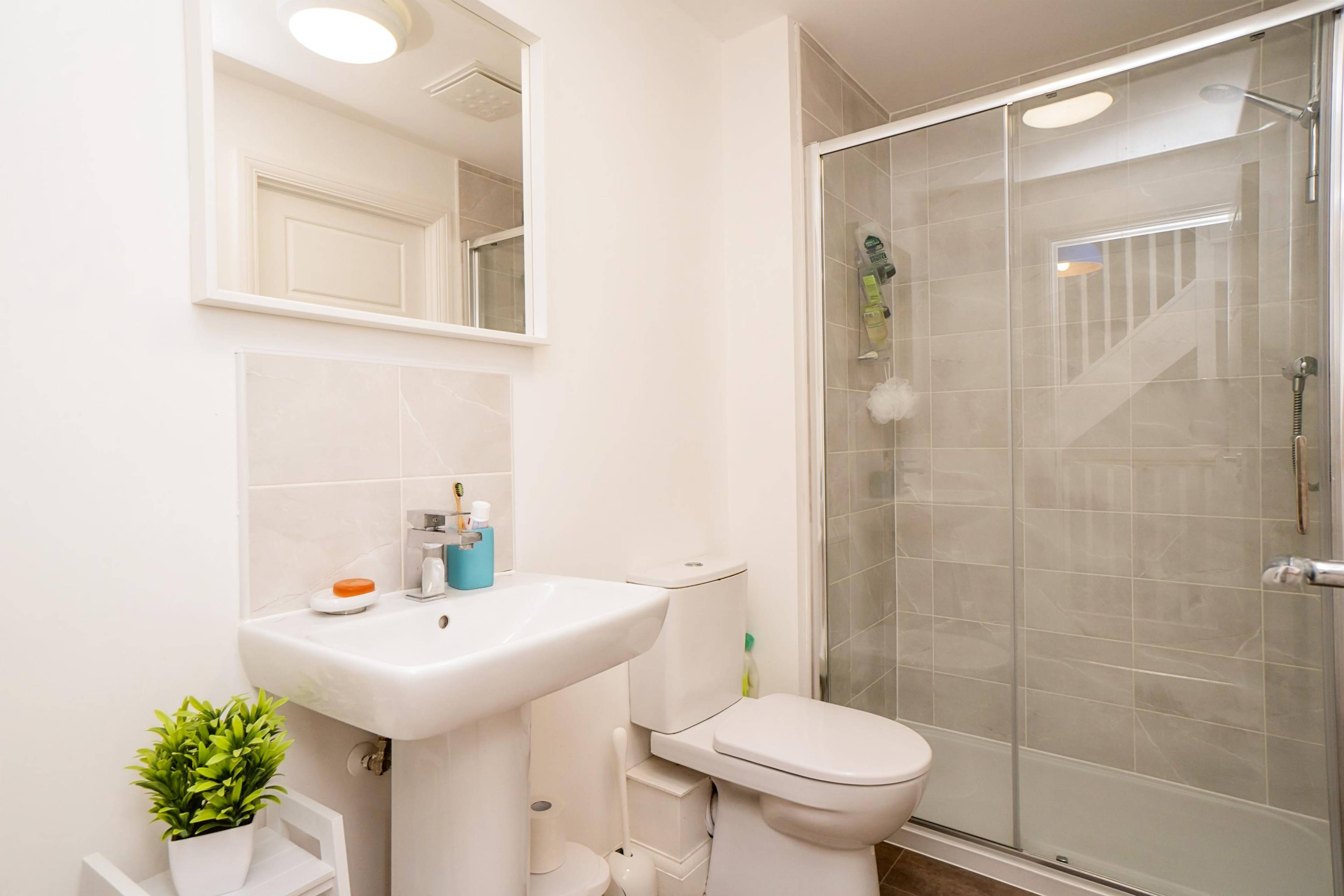 Jack & Jill Bathroom