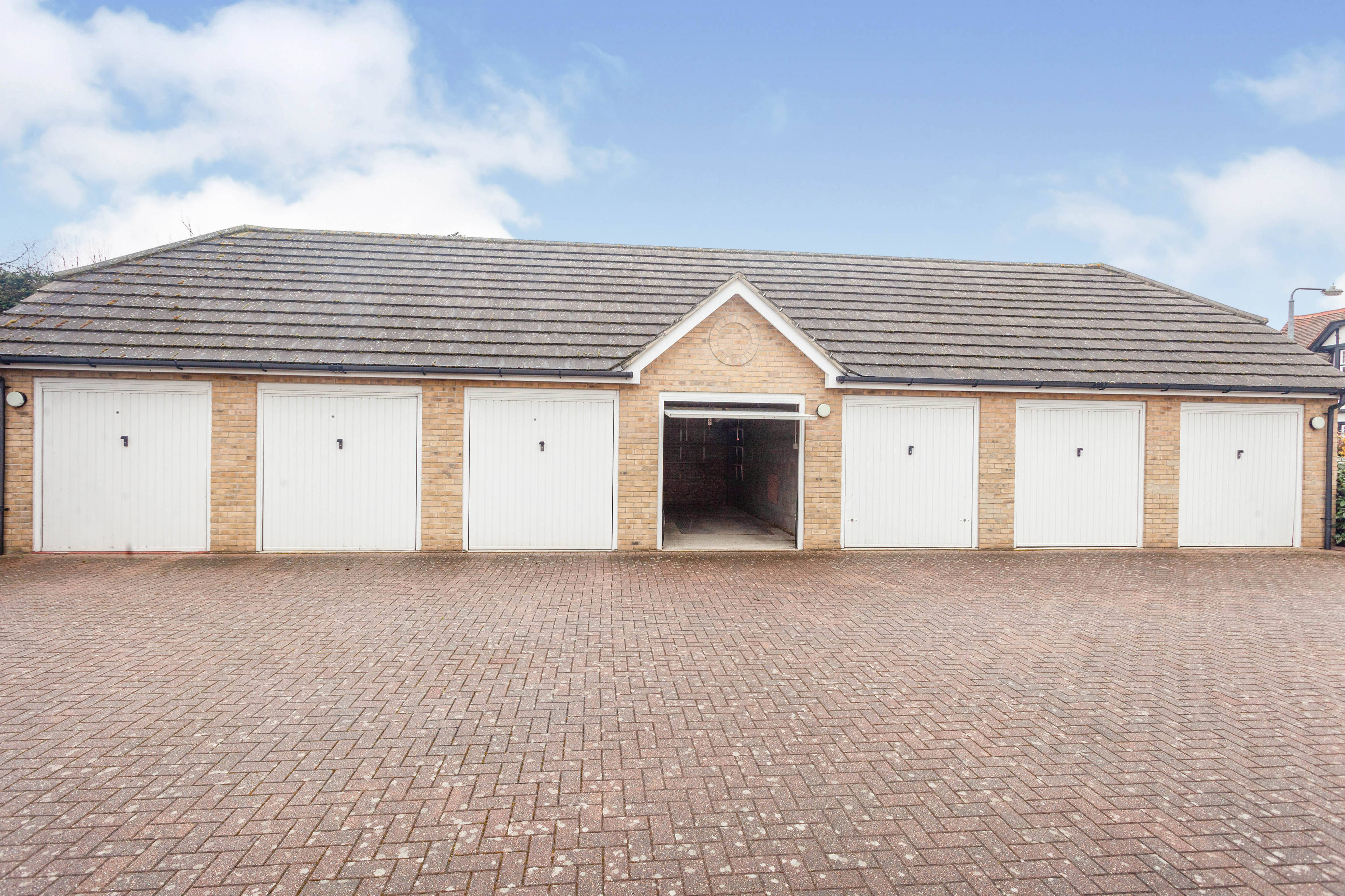 Garage En Bloc