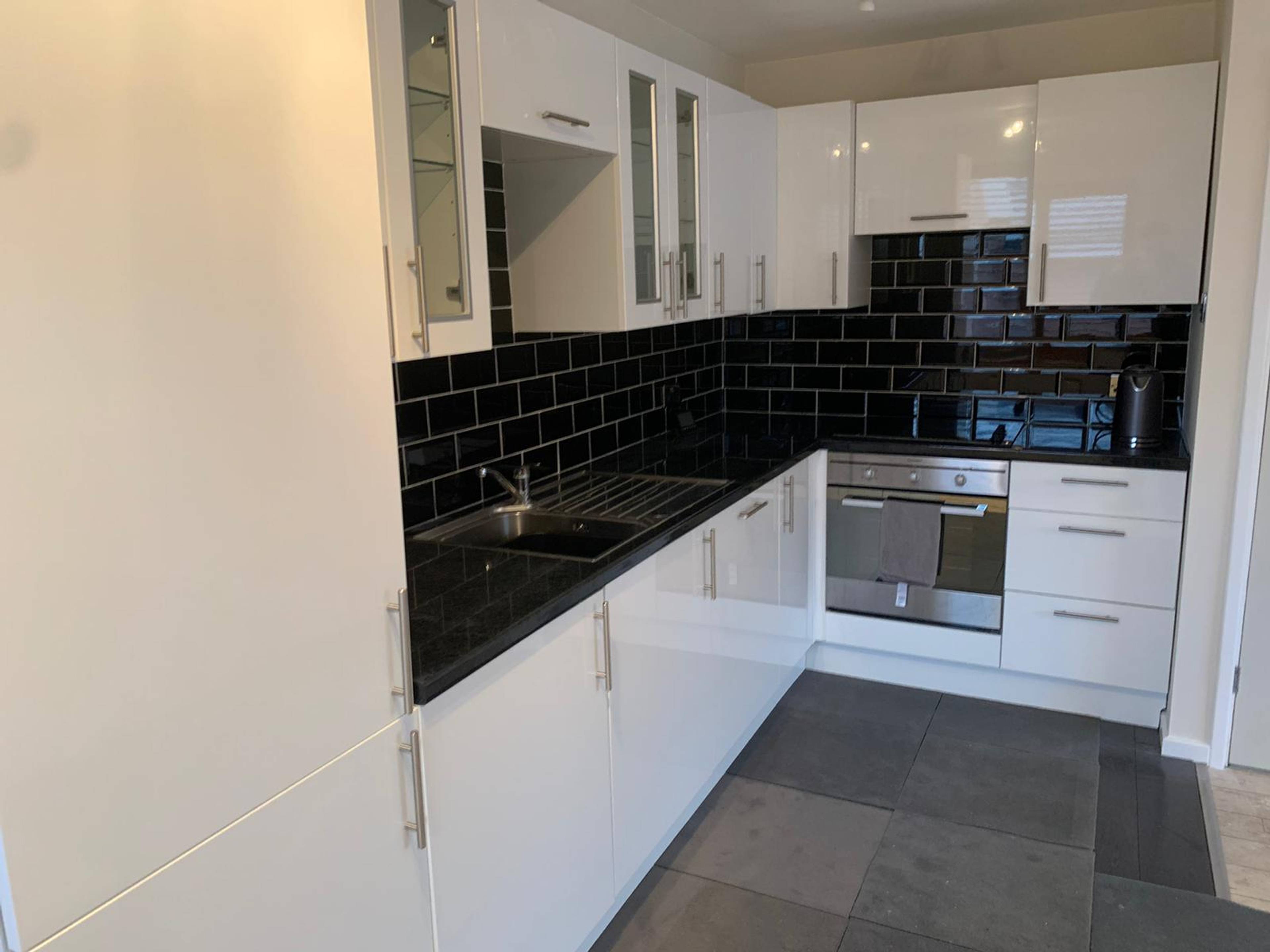 Lounge / Kitchen