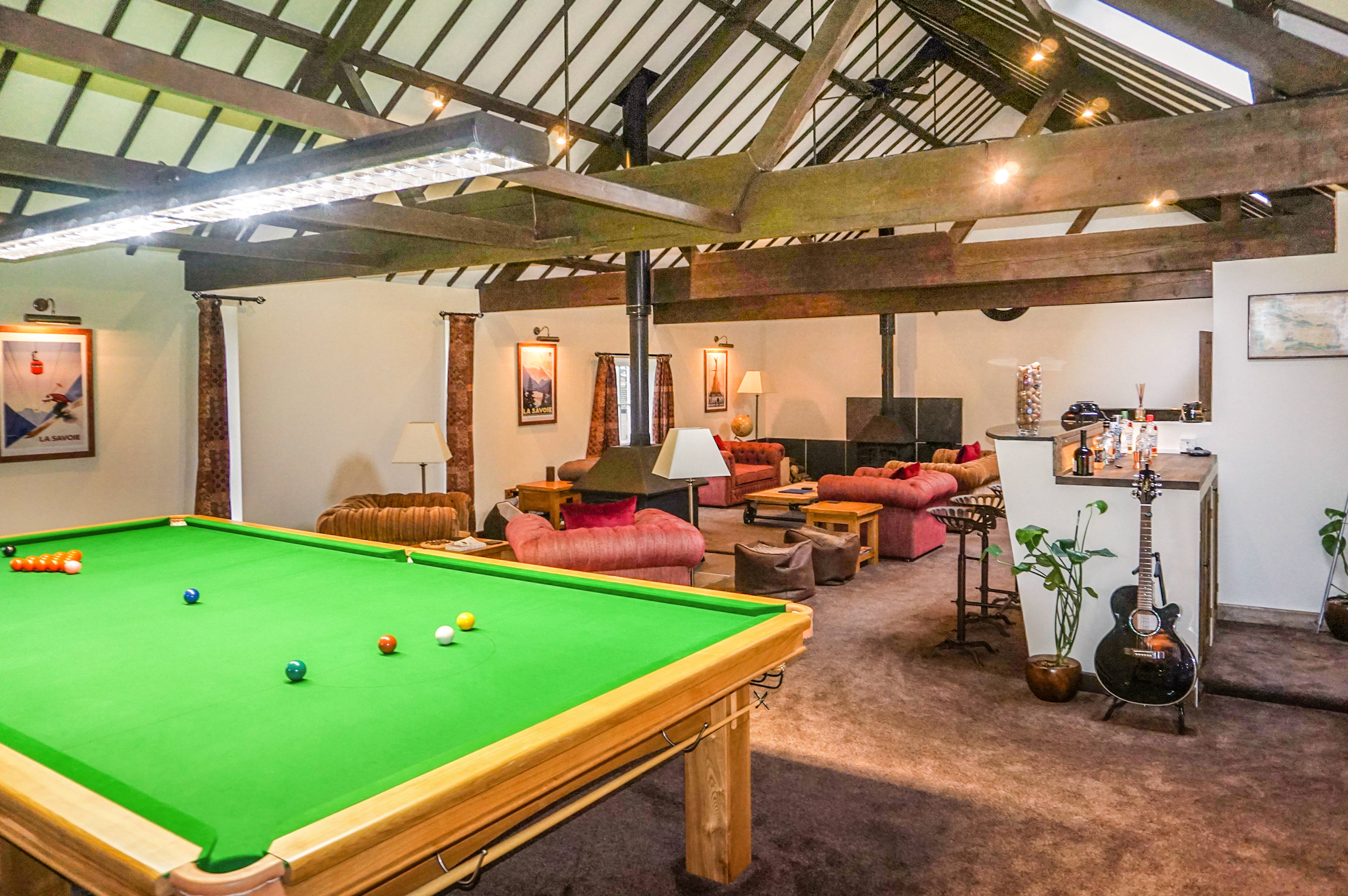 Lounge/Family/Games