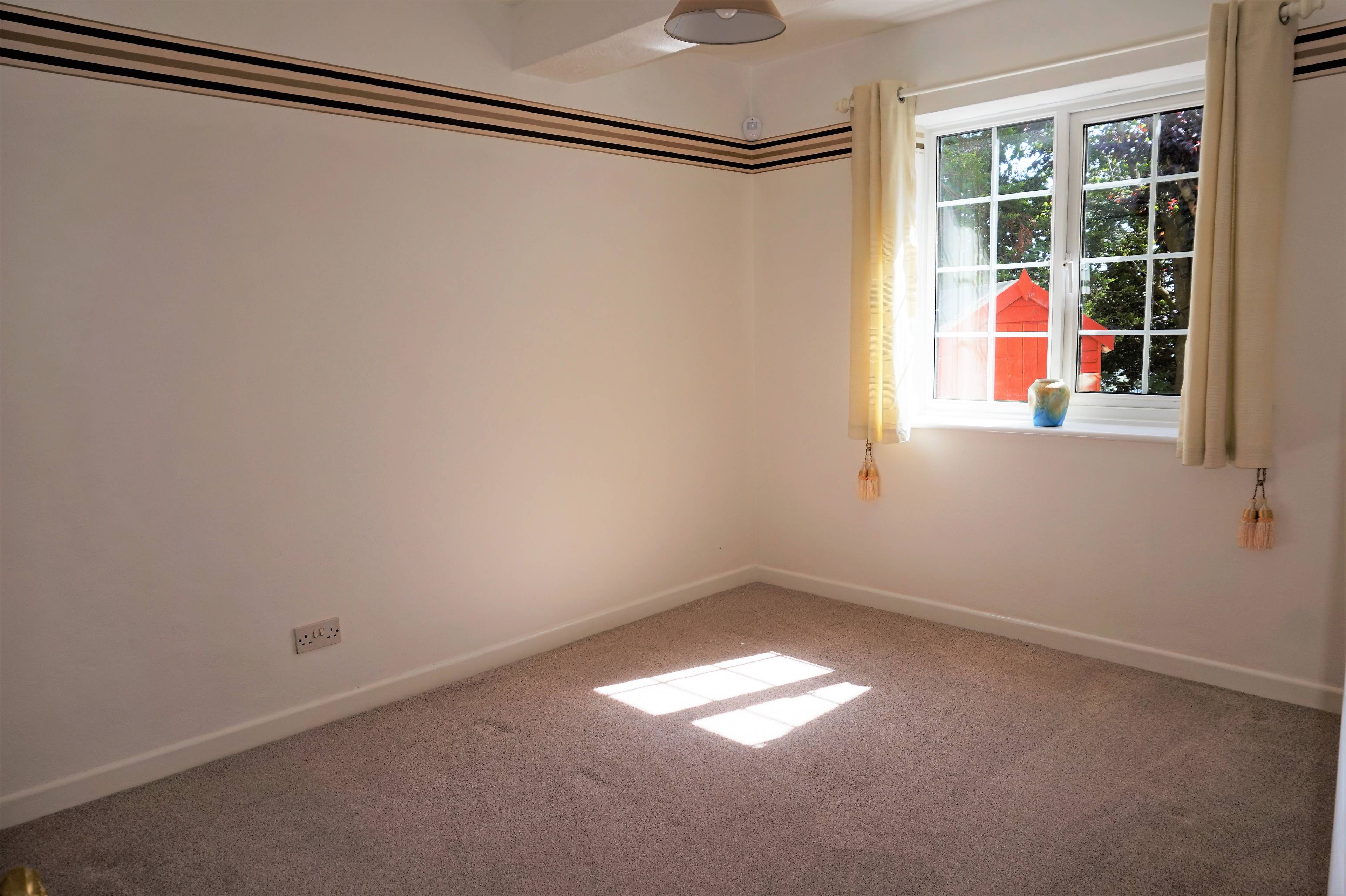 Dining Room/Bedroom