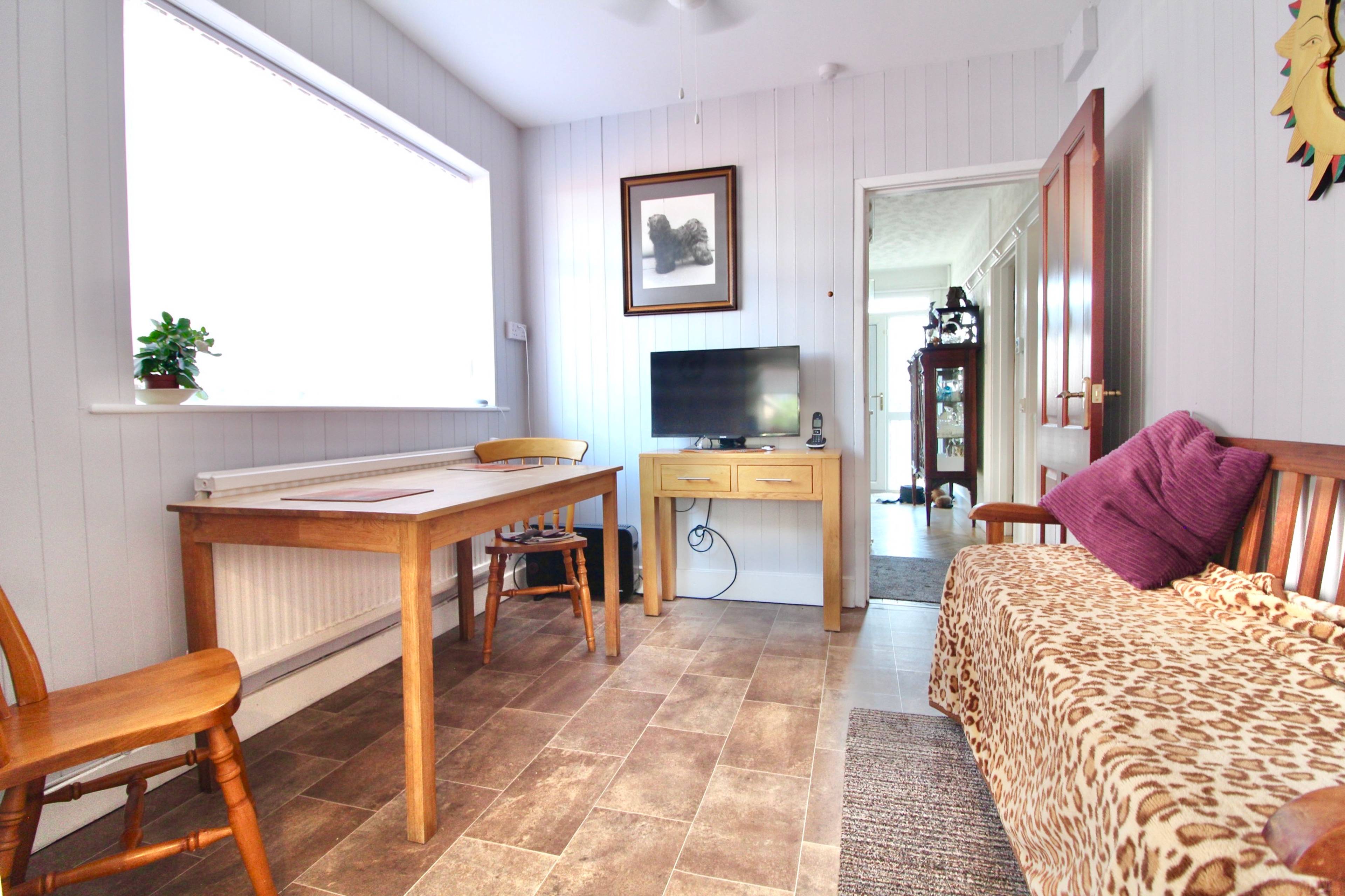 Breakfast Room