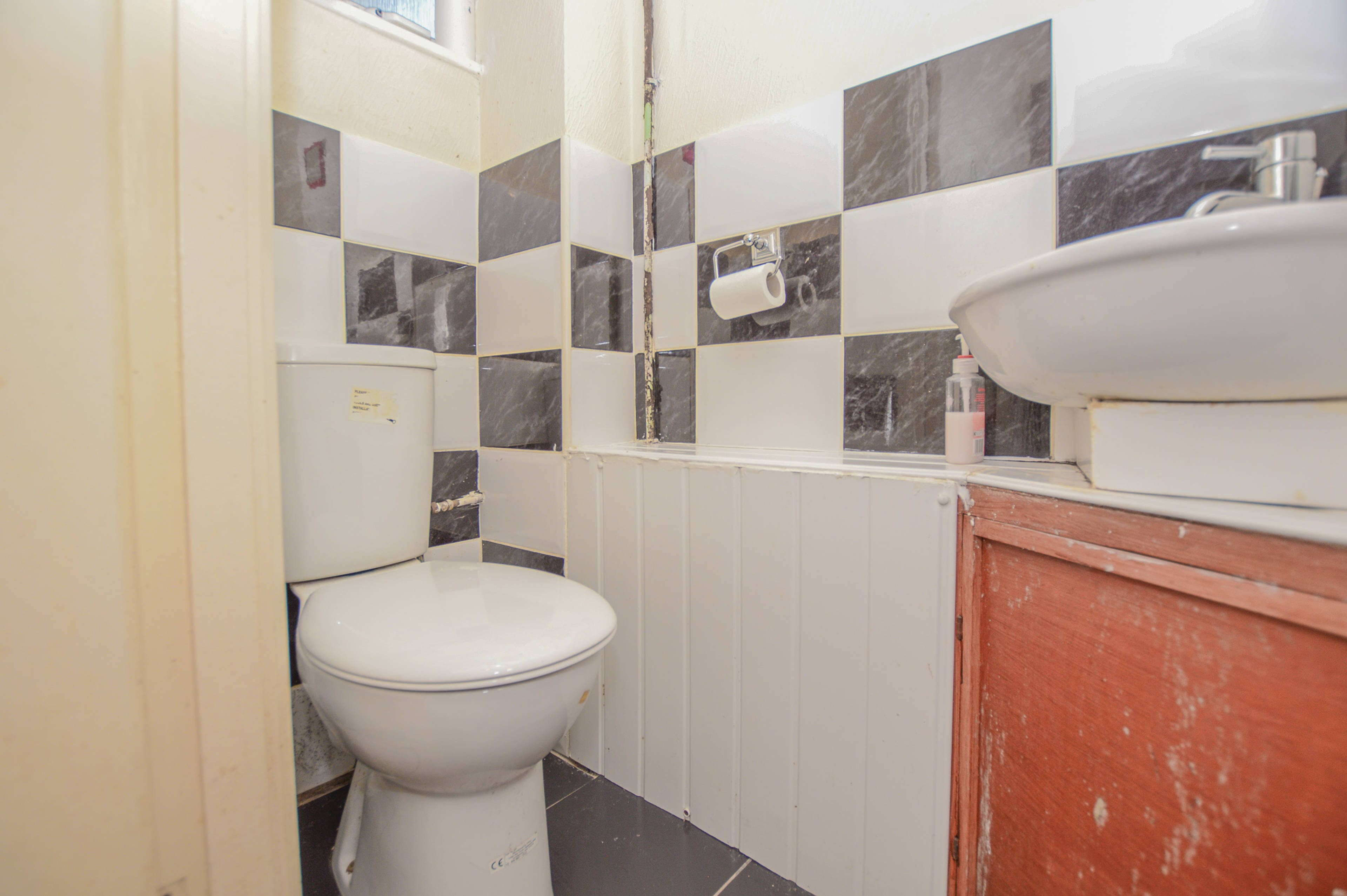 Downstairs Cloakroom