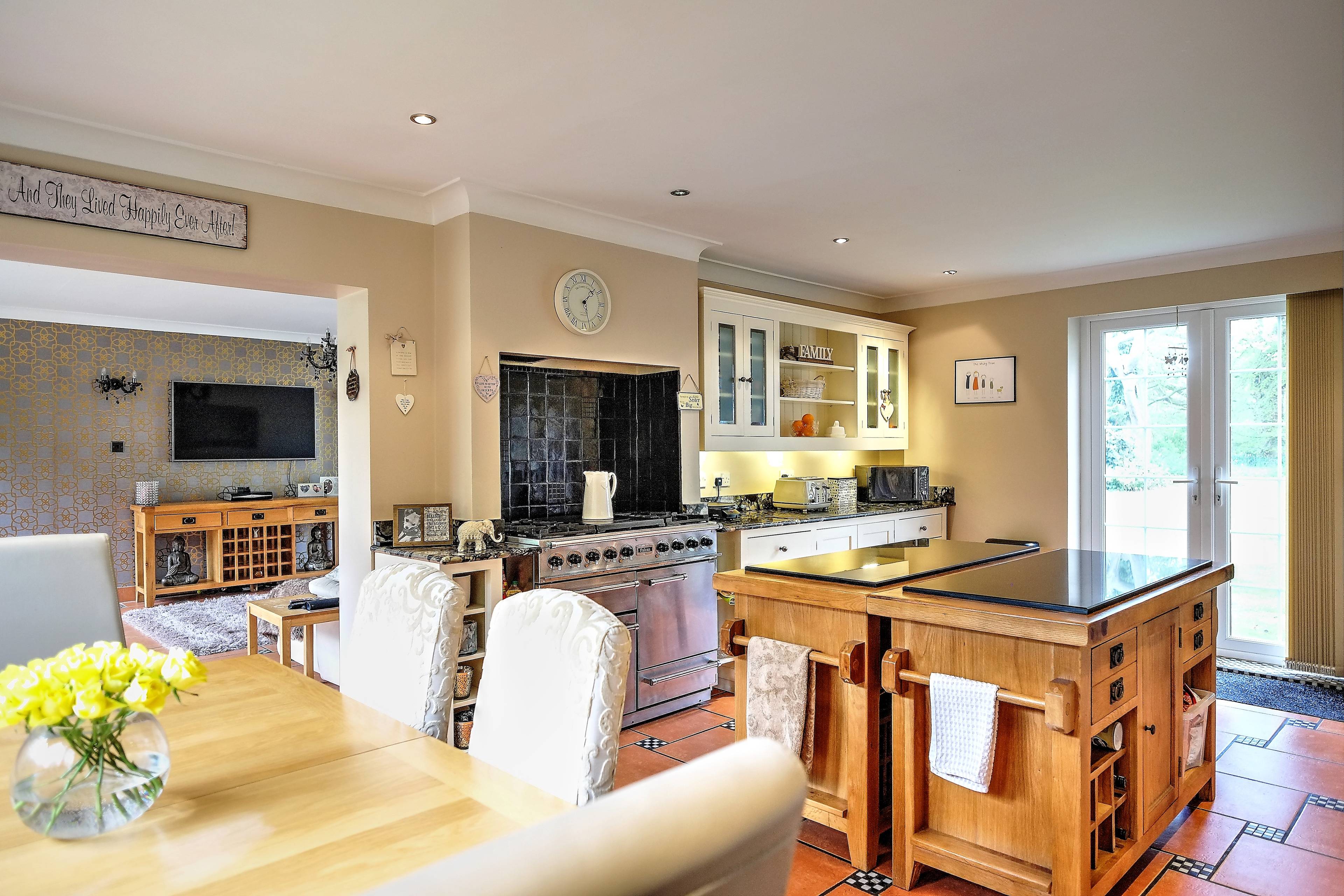 Kitchen / Breakfast