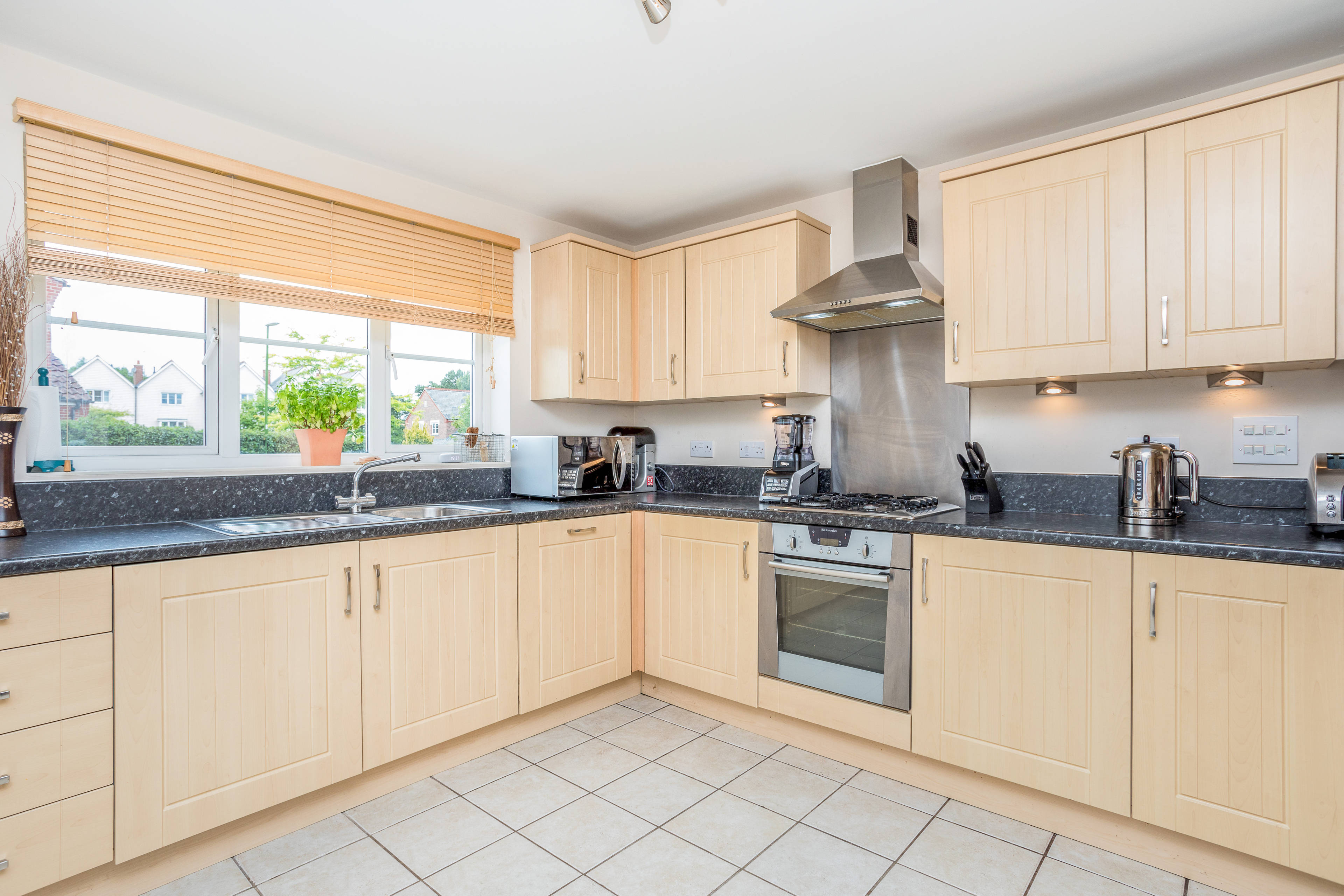 Kitchen/Breakfast