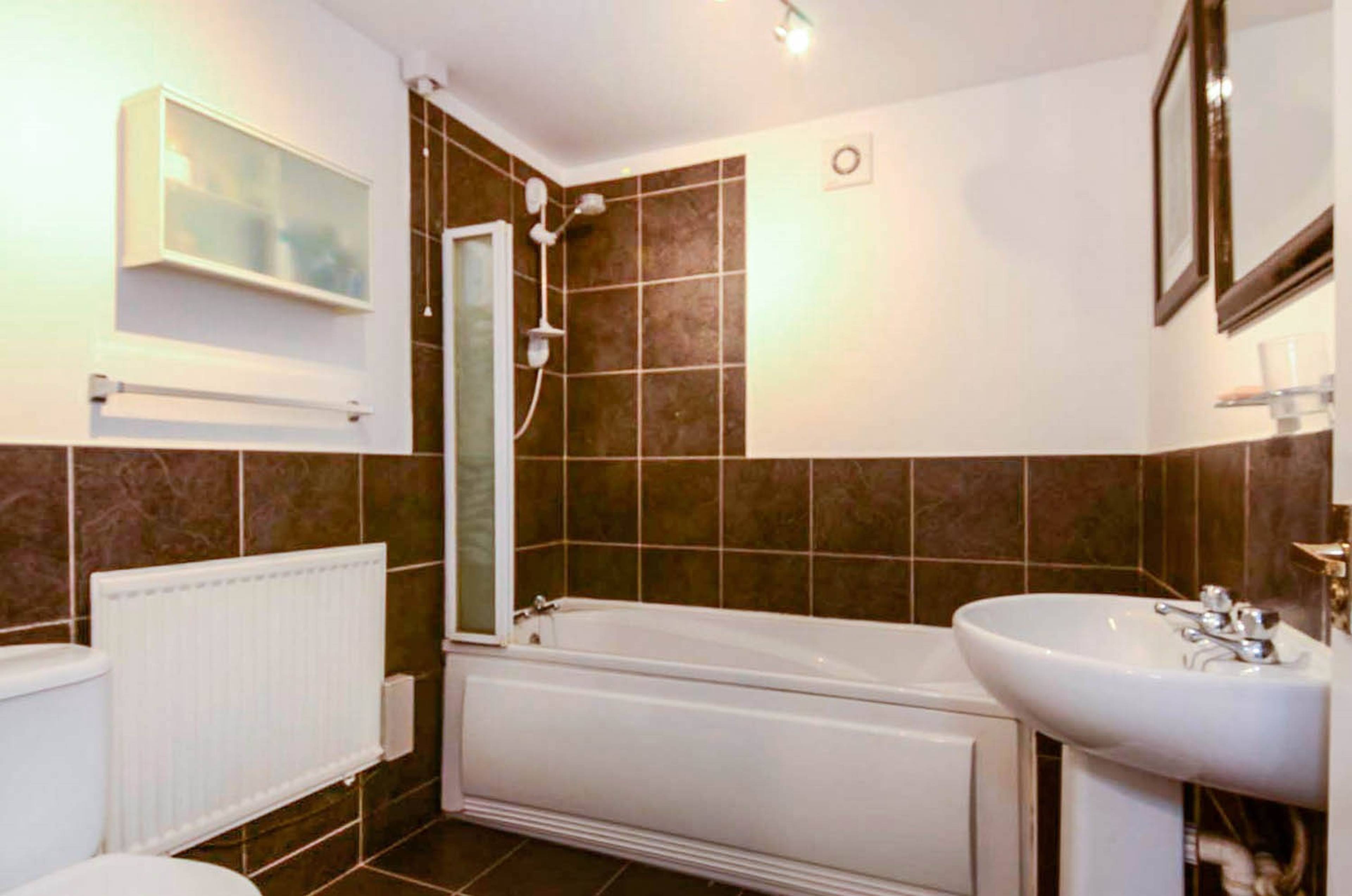 Annexe Bathroom