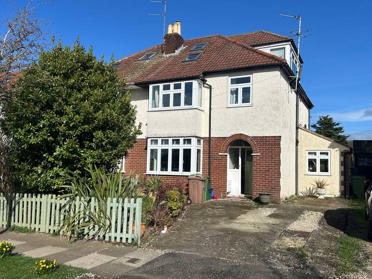 4 bedroom semi-detached house