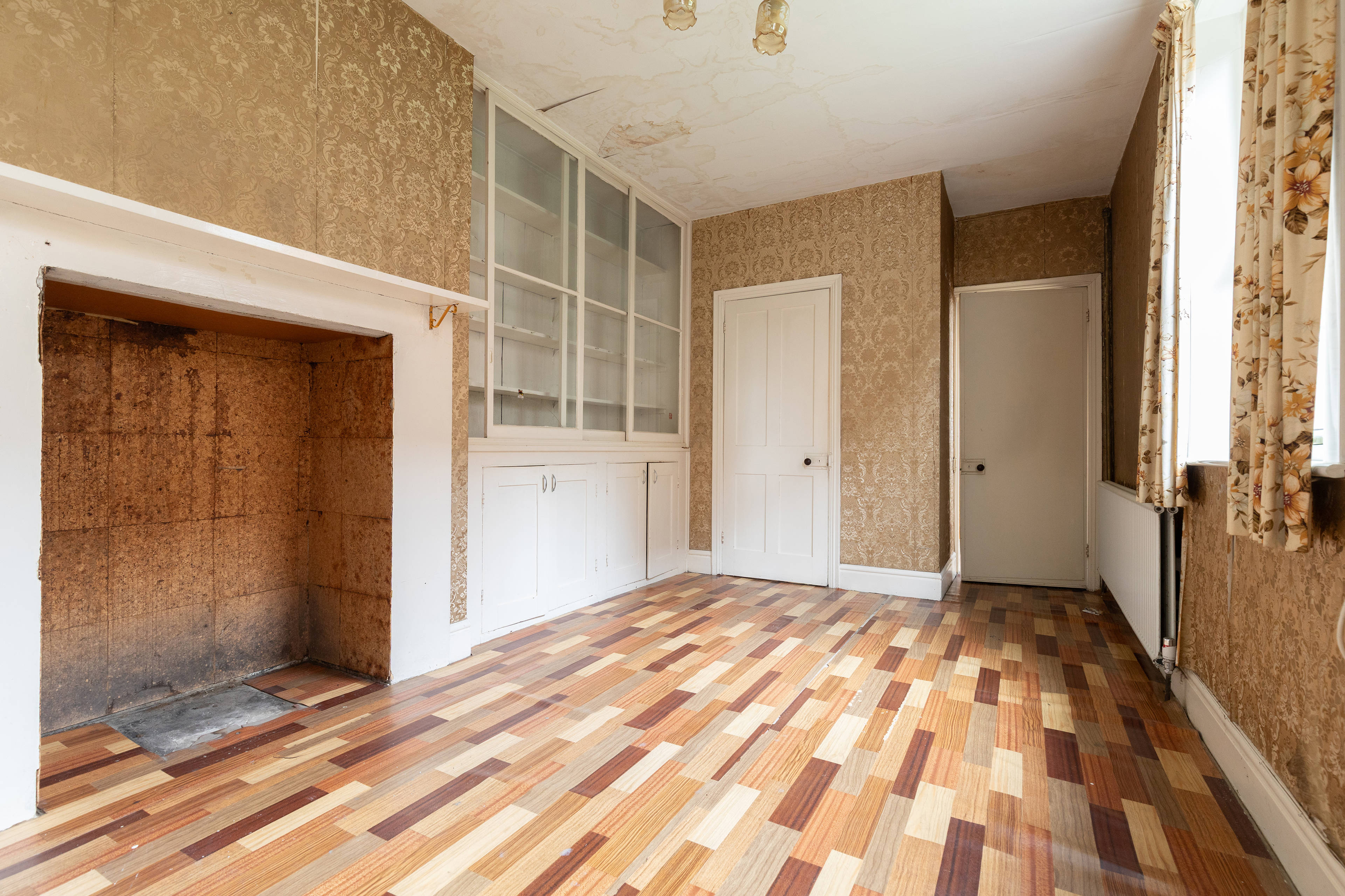 Breakfast Room