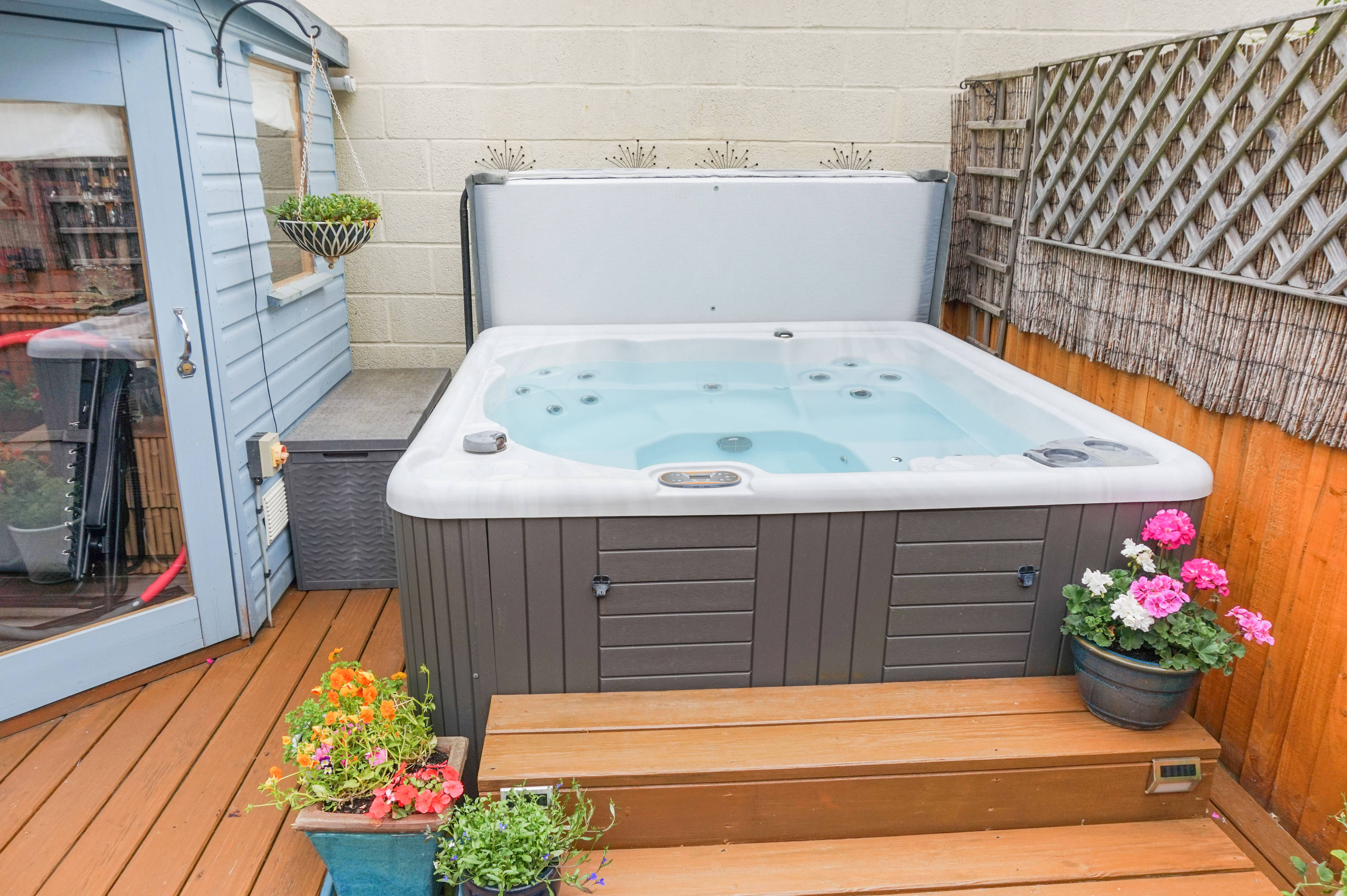 Hot Tub