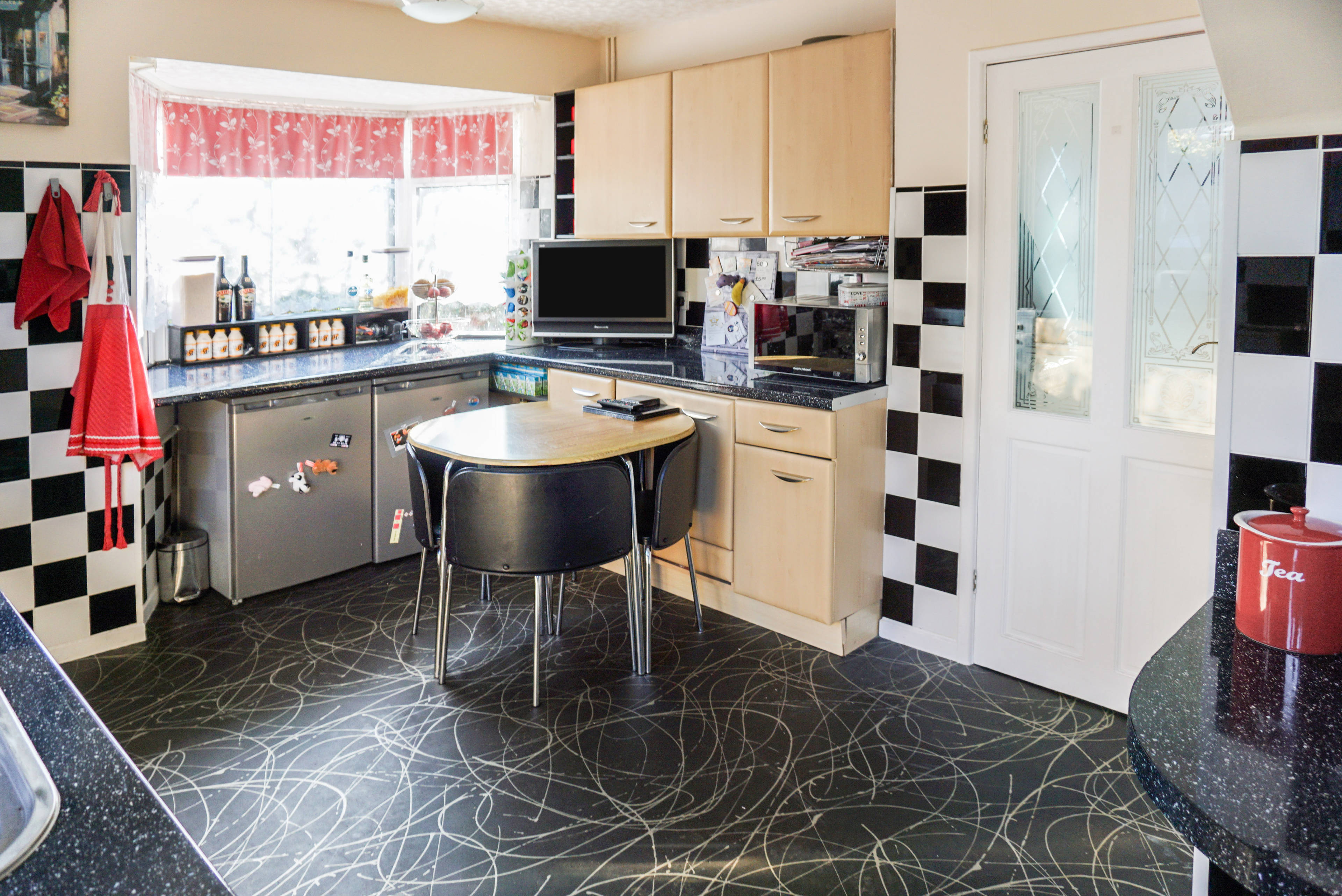 Kitchen/Breakfast