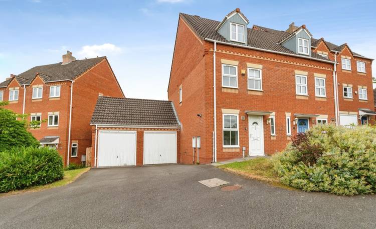 3 bedroom terraced house