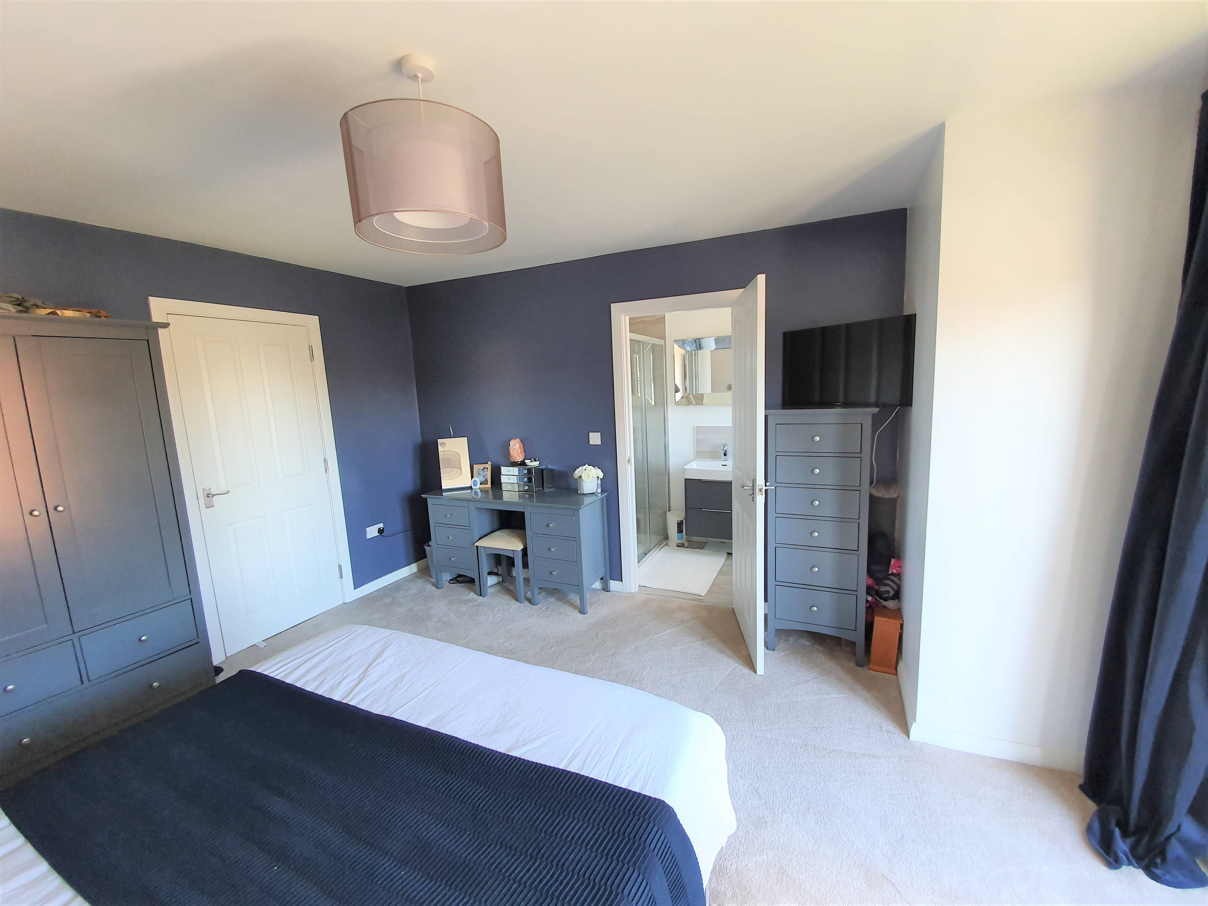 Master En-suite