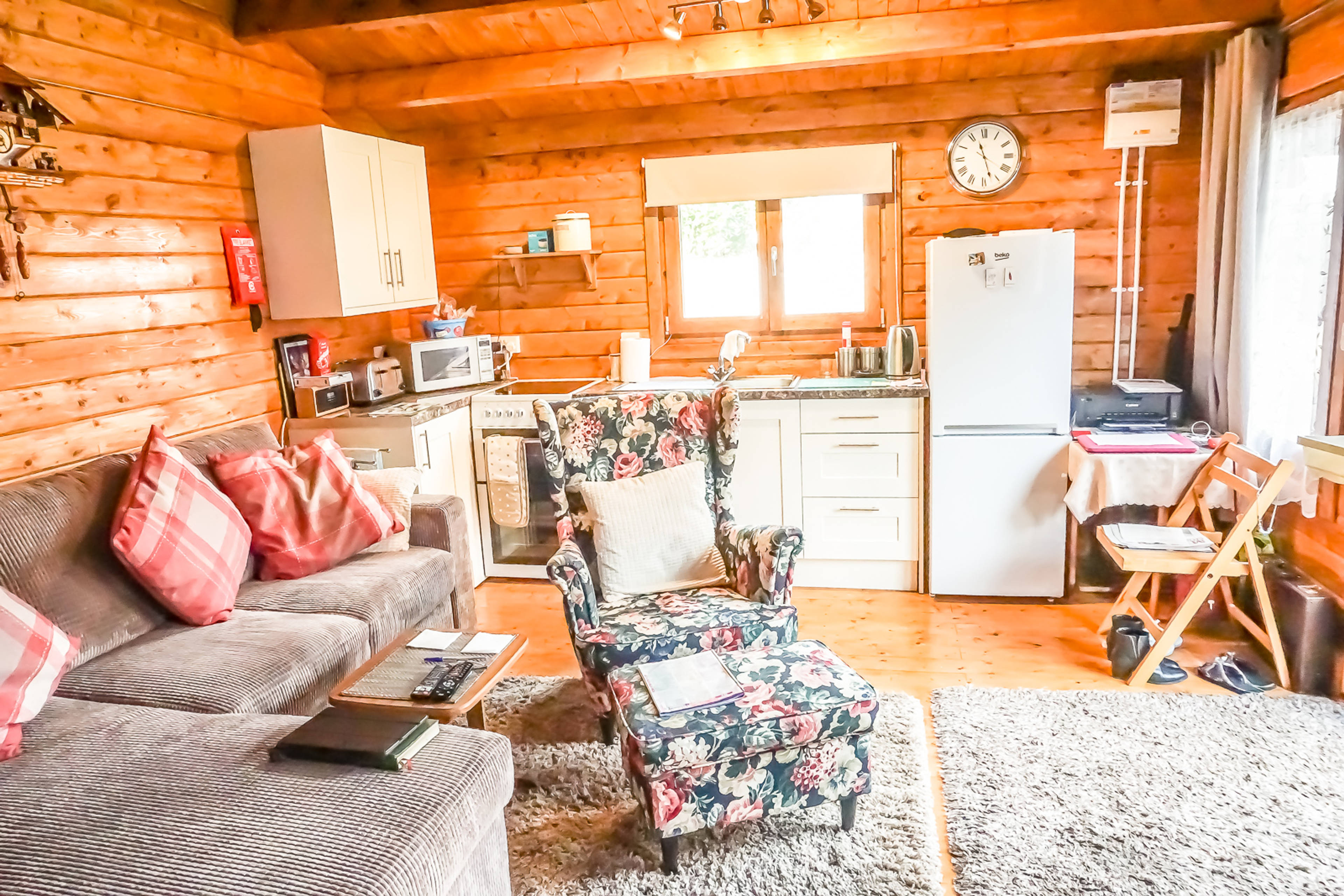Lodge Kitchen/living