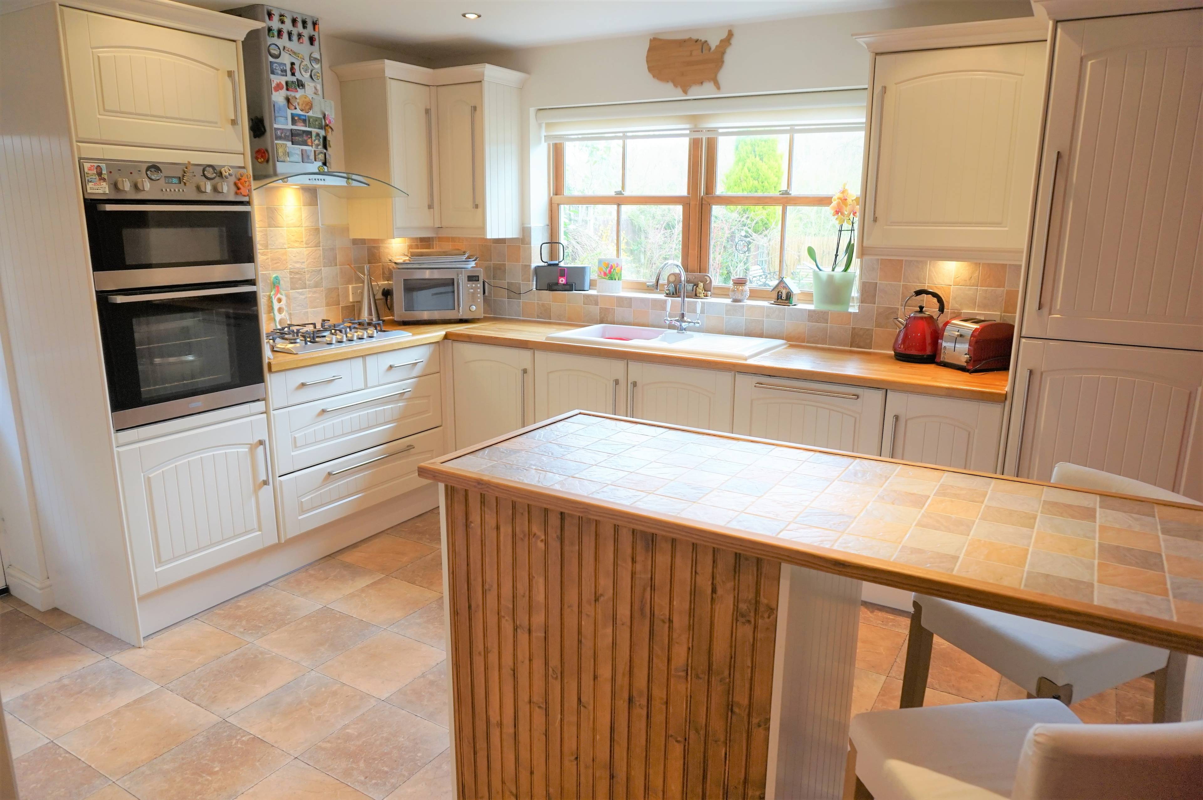 Kitchen/Breakfast