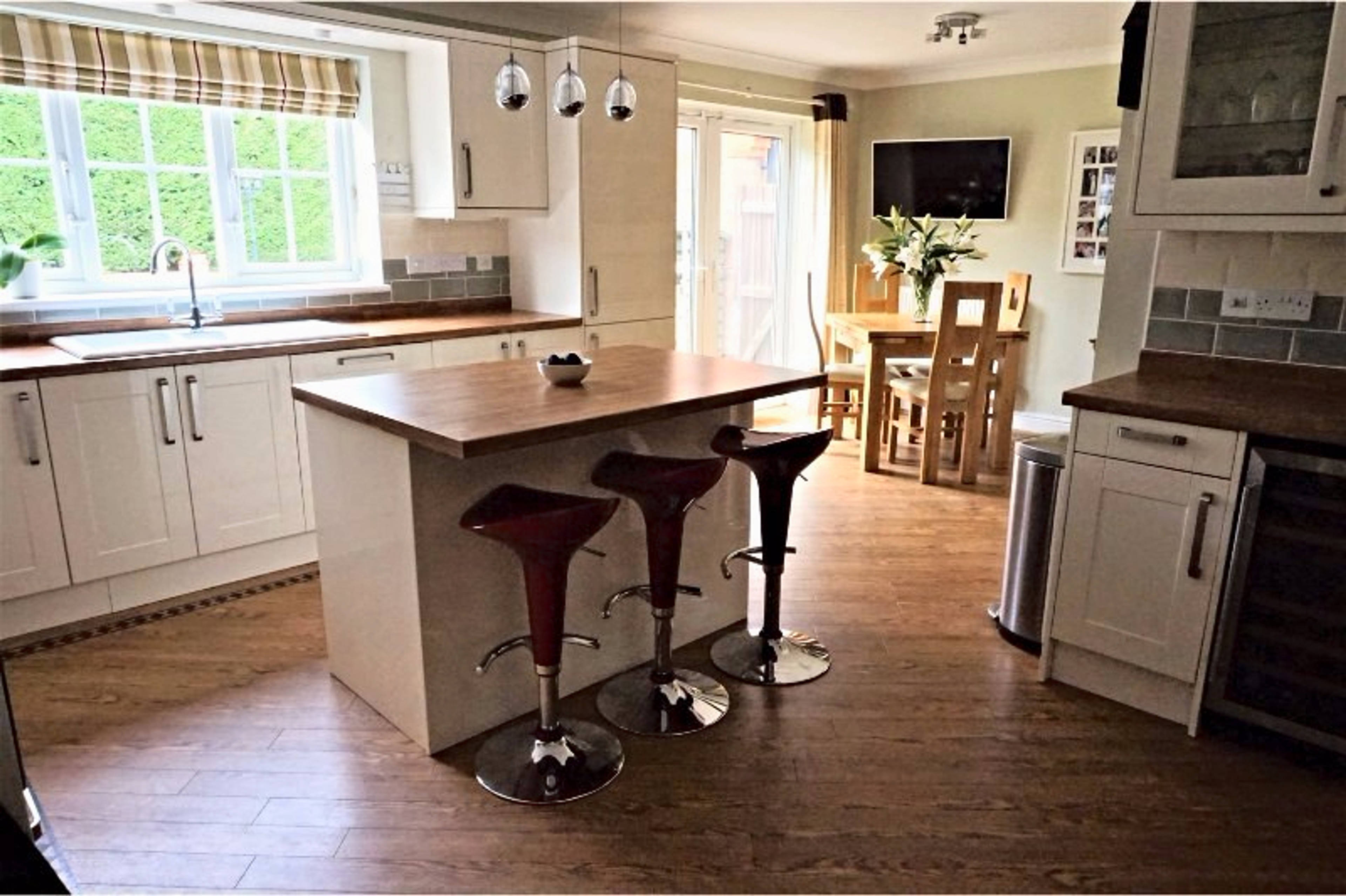 Kitchen / Breakfast