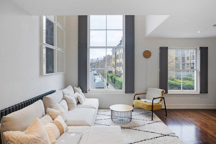 4 bedroom terraced house