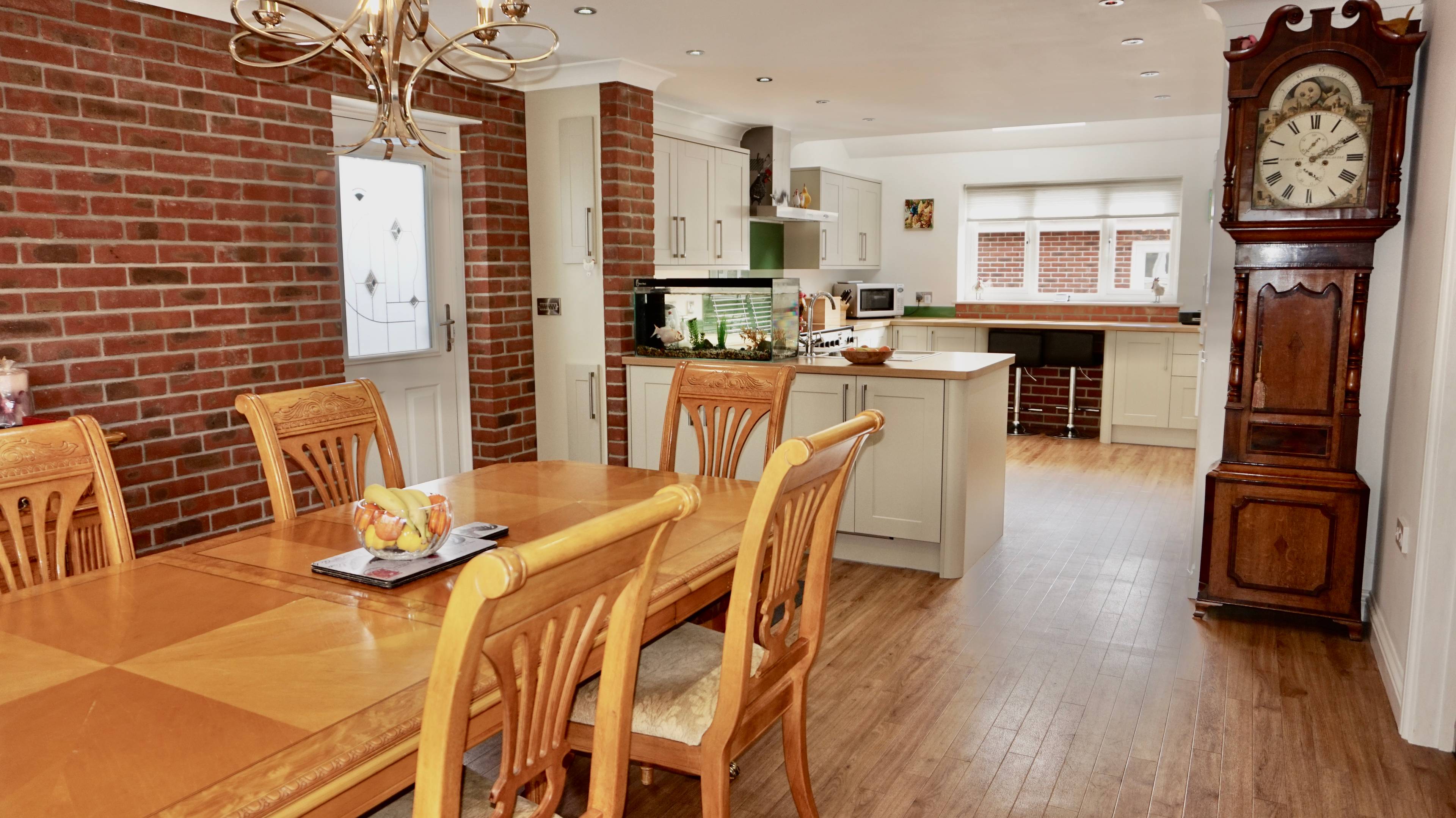 Kitchen/Dining Room