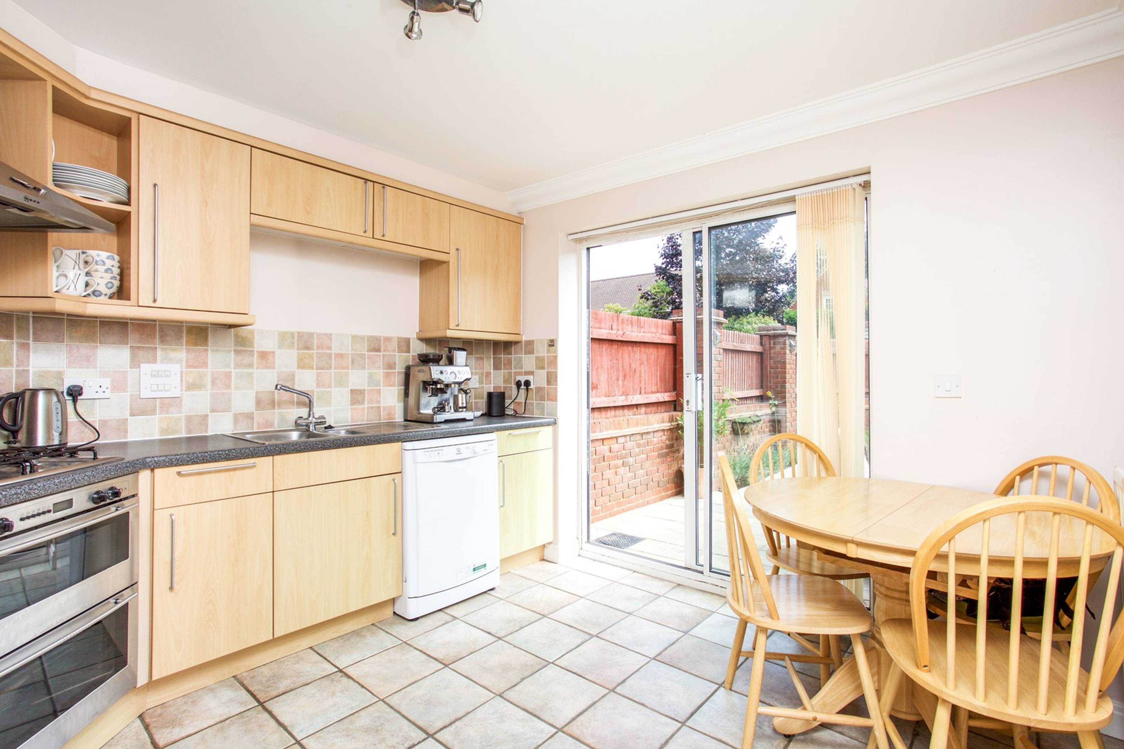Kitchen/Breakfast