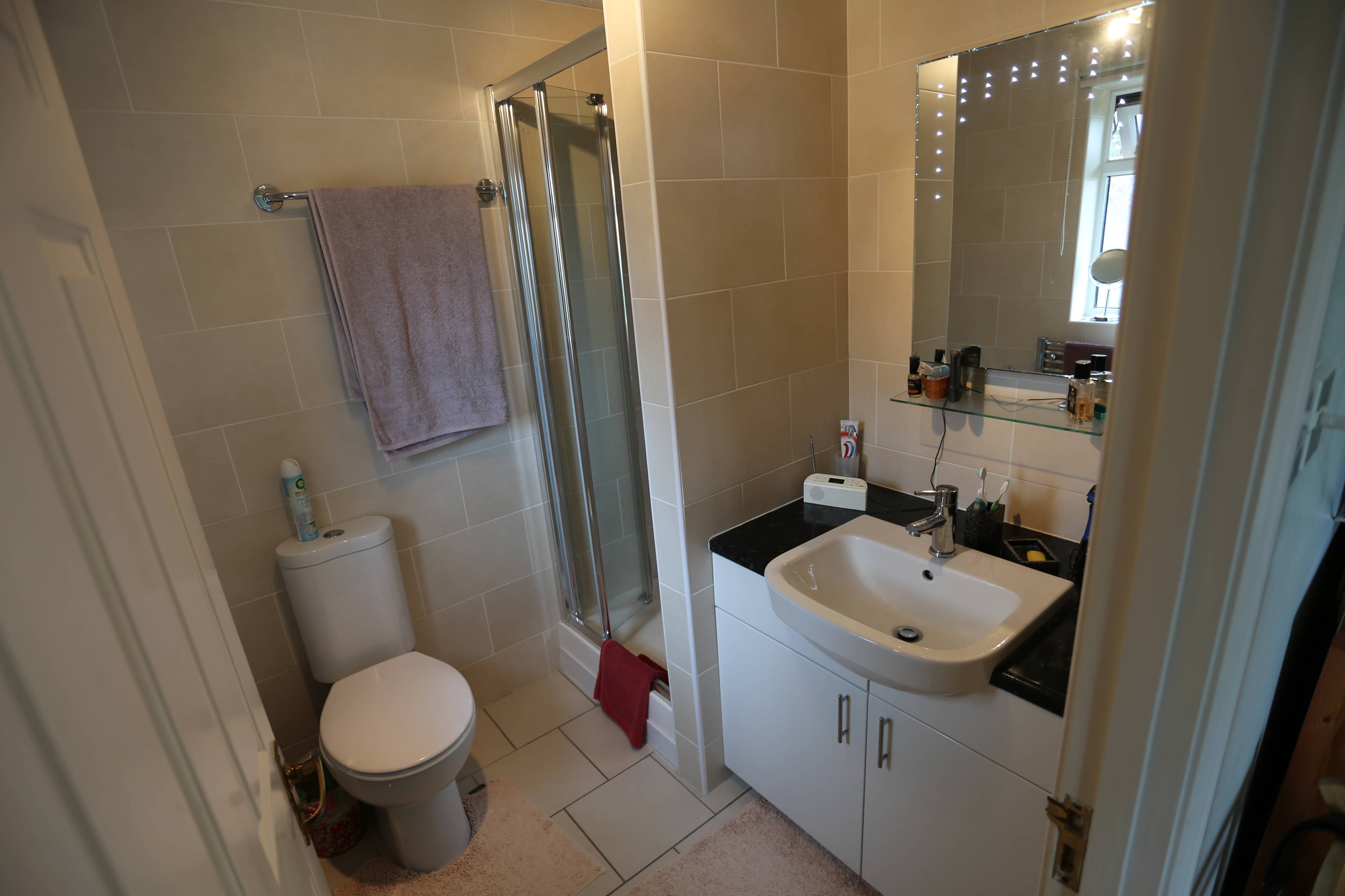 Master En-suite