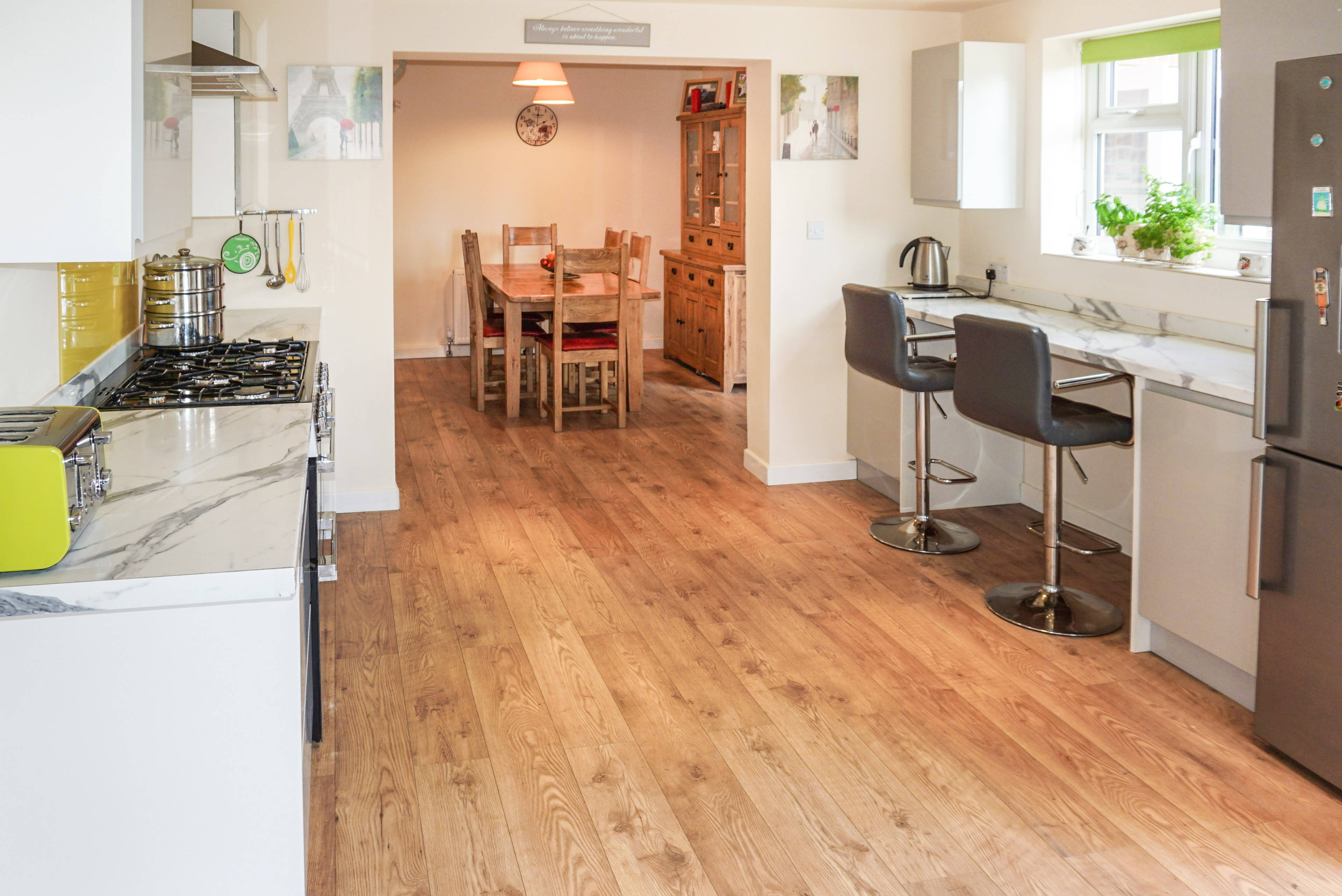 Kitchen/Breakfast