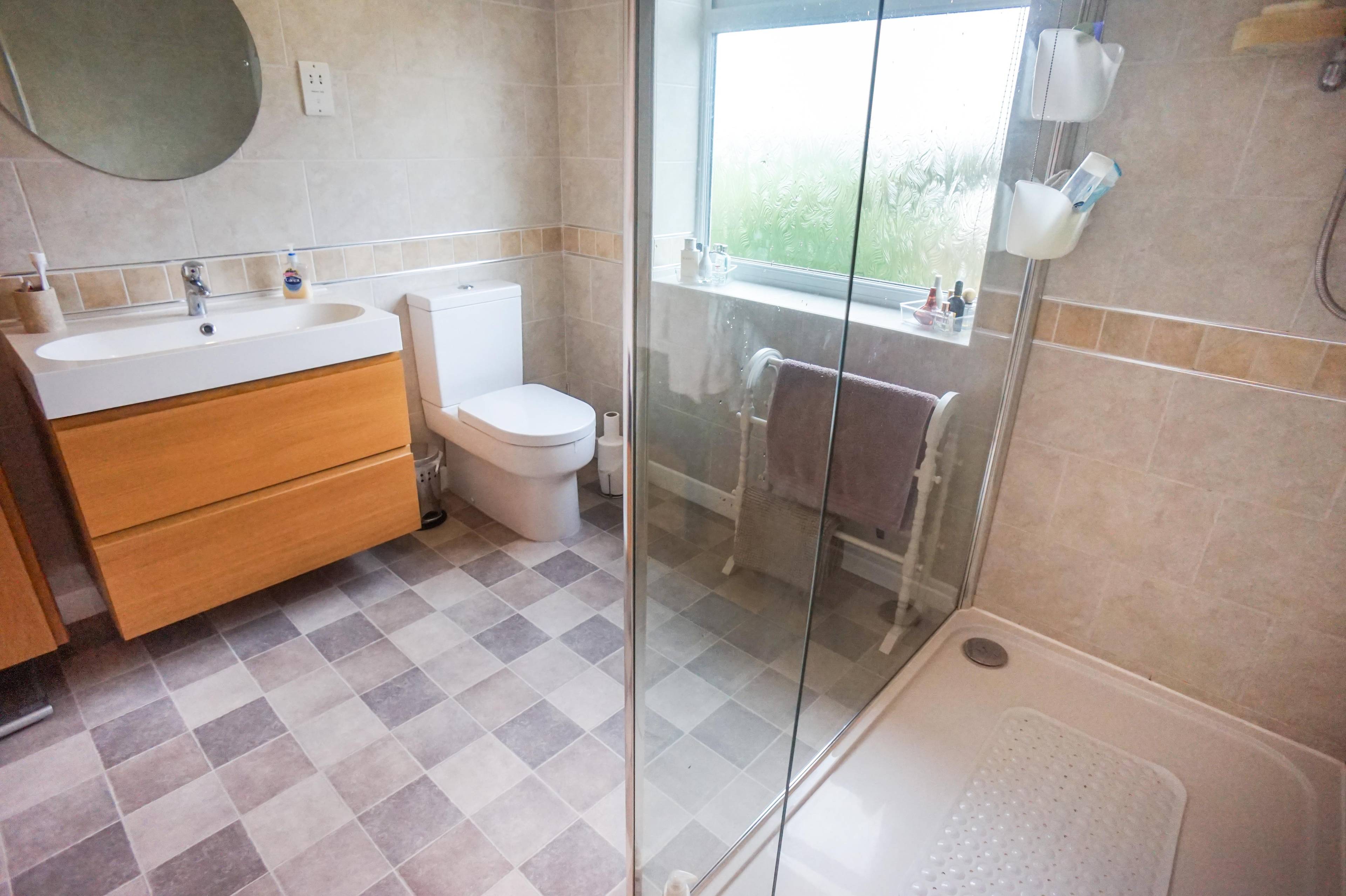 En-suite One